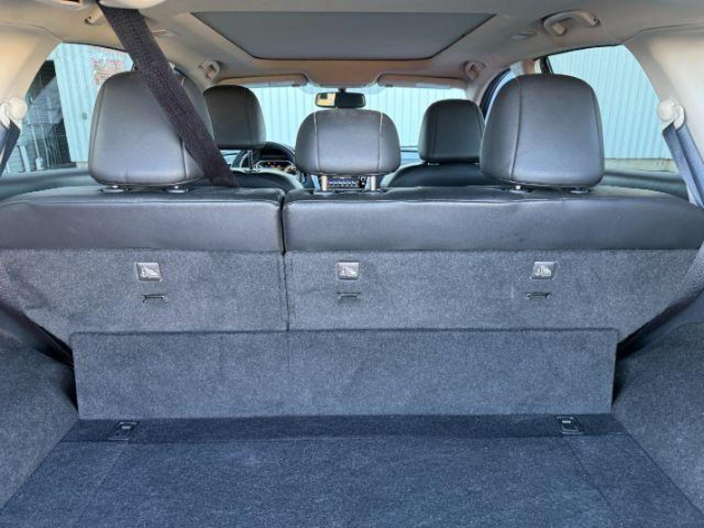 2017 GRAY /Graphite Nissan Murano (5N1AZ2MH4HN) with an 35L V-6 DOHC engine, Automatic transmission, located at 1175 N Woodruff Ave, Idaho Falls, ID, 83401, 43.506901, -111.999657 - At Timberline Auto, finding a great deal on your next vehicle is always easy! Our experienced sales staff's goal is to help find you the right vehicle at the right price! Our knowledgeable finance department has options for almost any credit score. We offer extended service contract options to prote - Photo#35