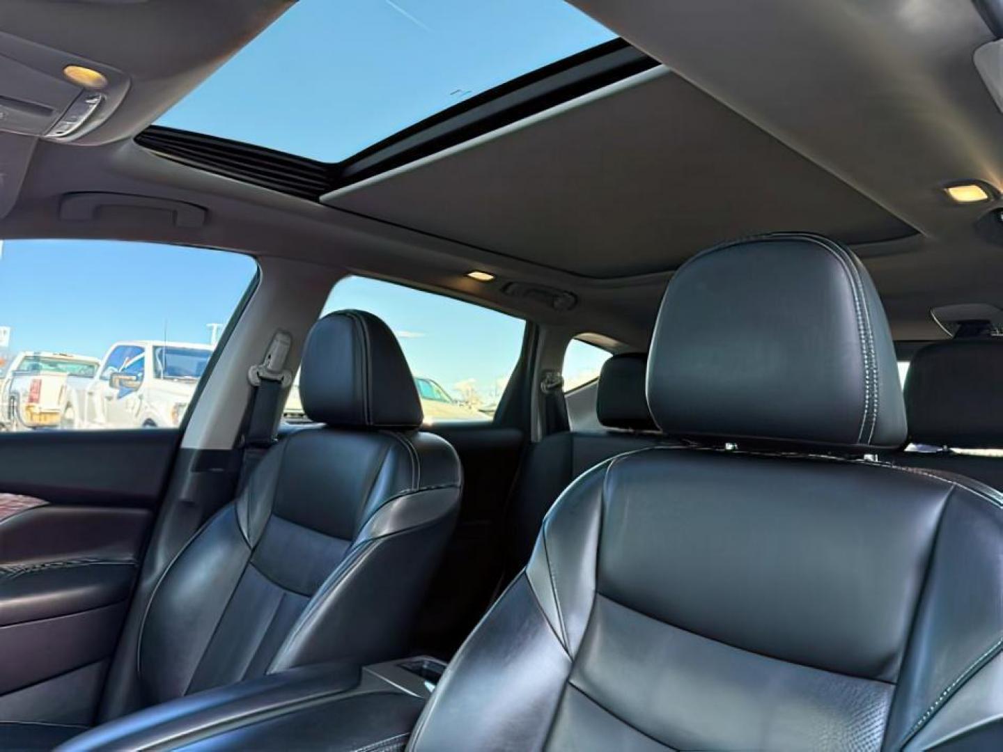 2017 GRAY /Graphite Nissan Murano (5N1AZ2MH4HN) with an 35L V-6 DOHC engine, Automatic transmission, located at 1175 N Woodruff Ave, Idaho Falls, ID, 83401, 43.506901, -111.999657 - At Timberline Auto, finding a great deal on your next vehicle is always easy! Our experienced sales staff's goal is to help find you the right vehicle at the right price! Our knowledgeable finance department has options for almost any credit score. We offer extended service contract options to prote - Photo#22