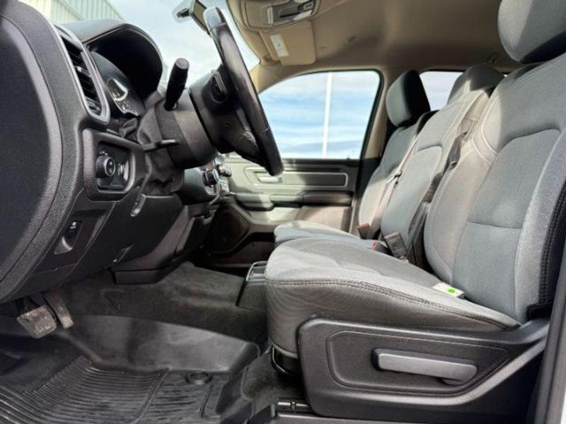 2020 Bright White Clearcoat /Diesel Gray/Black Ram 1500 Big Horn (1C6SRFFT1LN) with an V8, 5.7L engine, 8-speed automatic transmission, located at 1175 N Woodruff Ave, Idaho Falls, ID, 83401, 43.506901, -111.999657 - <b>Vehicle Details</b><br>Take on workdays, weekends, and everything in between with this capable 2020 Ram 1500 Big Horn Crew Cab 4x4 with the 5'7" box, now available in Idaho Falls, ID. Powered by a strong V8, 5.7L gasoline engine and equipped with 4WD, this Ram delivers the commanding performance,- Photo#11