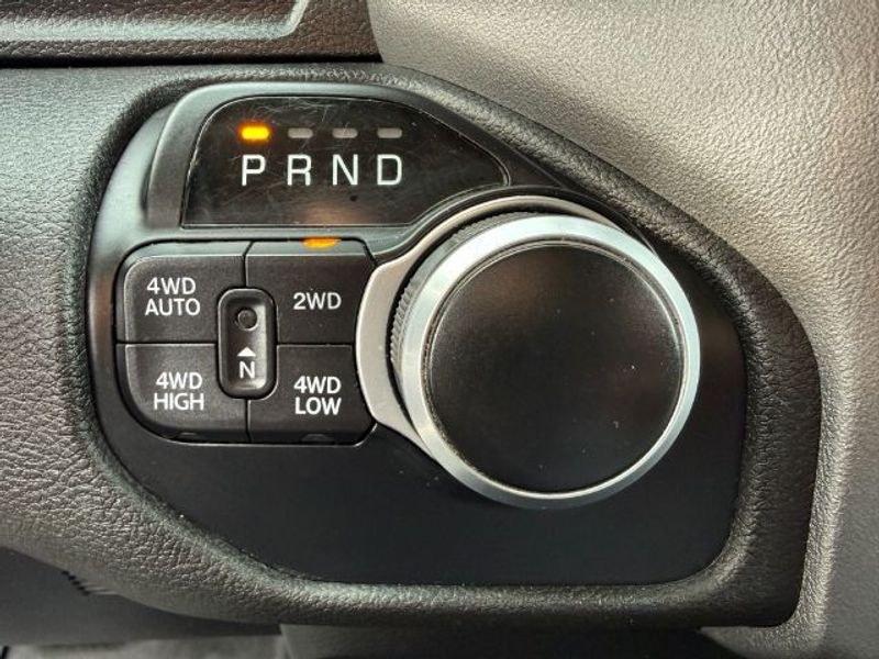2020 Bright White Clearcoat /Diesel Gray/Black Ram 1500 Big Horn (1C6SRFFT1LN) with an V8, 5.7L engine, 8-speed automatic transmission, located at 1175 N Woodruff Ave, Idaho Falls, ID, 83401, 43.506901, -111.999657 - <b>Vehicle Details</b><br>Take on workdays, weekends, and everything in between with this capable 2020 Ram 1500 Big Horn Crew Cab 4x4 with the 5'7" box, now available in Idaho Falls, ID. Powered by a strong V8, 5.7L gasoline engine and equipped with 4WD, this Ram delivers the commanding performance,- Photo#15