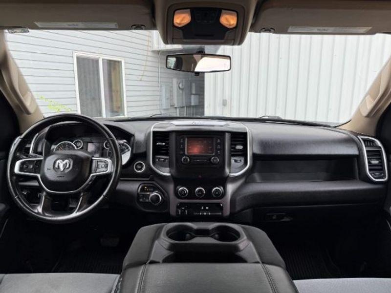 2020 Bright White Clearcoat /Diesel Gray/Black Ram 1500 Big Horn (1C6SRFFT1LN) with an V8, 5.7L engine, 8-speed automatic transmission, located at 1175 N Woodruff Ave, Idaho Falls, ID, 83401, 43.506901, -111.999657 - <b>Vehicle Details</b><br>Take on workdays, weekends, and everything in between with this capable 2020 Ram 1500 Big Horn Crew Cab 4x4 with the 5'7" box, now available in Idaho Falls, ID. Powered by a strong V8, 5.7L gasoline engine and equipped with 4WD, this Ram delivers the commanding performance,- Photo#20