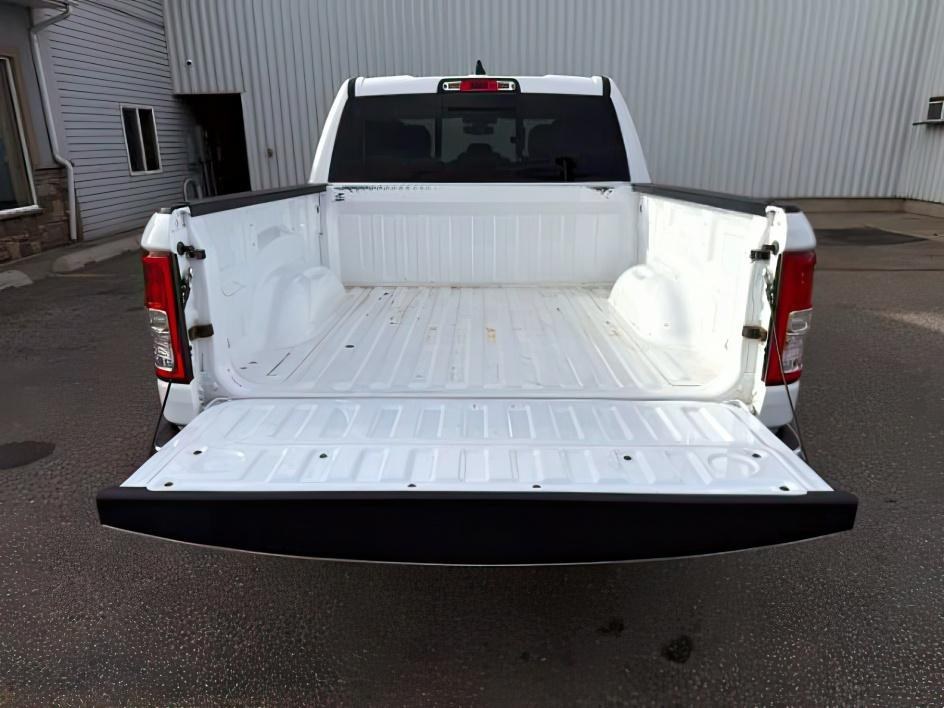 2020 Bright White Clearcoat /Diesel Gray/Black Ram 1500 (1C6SRFFT1LN) with an HEMI 57L V-8 variable valve control engine, Automatic transmission, located at 1175 N Woodruff Ave, Idaho Falls, ID, 83401, 43.506901, -111.999657 - At Timberline Auto, finding a great deal on your next vehicle is always easy! Our experienced sales staff's goal is to help find you the right vehicle at the right price! Our knowledgeable finance department has options for almost any credit score. We offer extended service contract options to prote - Photo#5