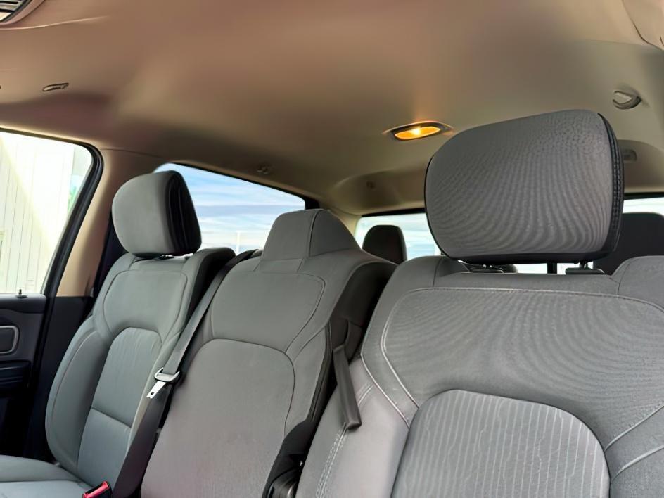 2020 Bright White Clearcoat /Diesel Gray/Black Ram 1500 (1C6SRFFT1LN) with an HEMI 57L V-8 variable valve control engine, Automatic transmission, located at 1175 N Woodruff Ave, Idaho Falls, ID, 83401, 43.506901, -111.999657 - At Timberline Auto, finding a great deal on your next vehicle is always easy! Our experienced sales staff's goal is to help find you the right vehicle at the right price! Our knowledgeable finance department has options for almost any credit score. We offer extended service contract options to prote - Photo#19