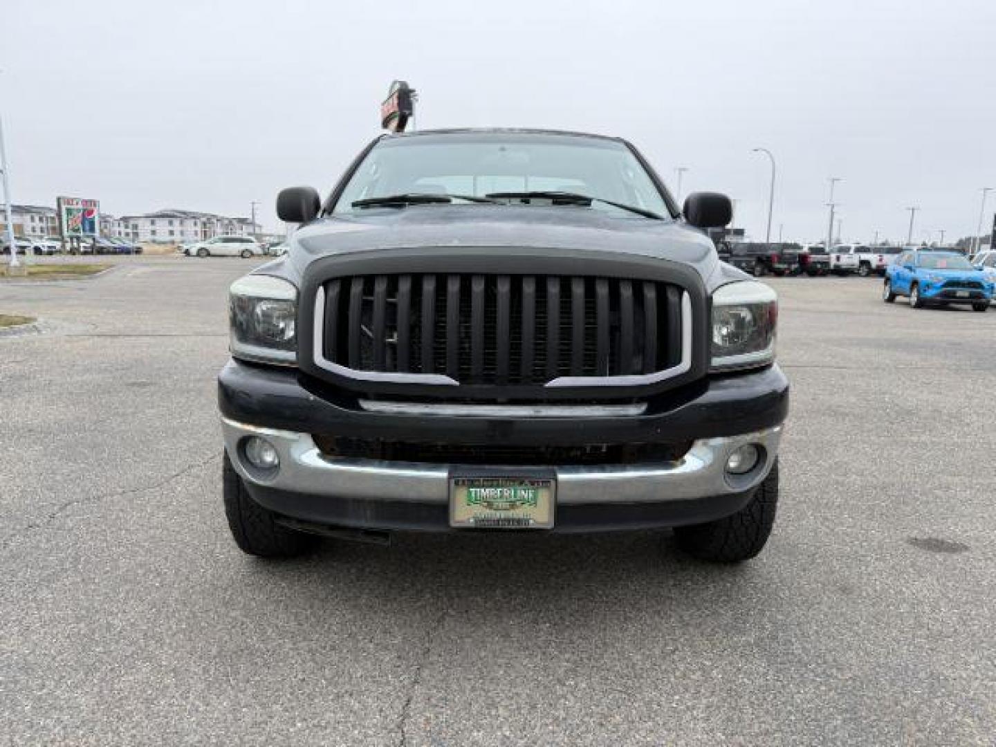 2006 BLACK /Medium Slate Gray Dodge Ram 2500 (1D7KS28C96J) with an Cummins 59L I-6 diesel direct injection engine, Automatic transmission, located at 1175 N Woodruff Ave, Idaho Falls, ID, 83401, 43.506901, -111.999657 - At Timberline Auto, finding a great deal on your next vehicle is always easy! Our experienced sales staff's goal is to help find you the right vehicle at the right price! Our knowledgeable finance department has options for almost any credit score. We offer extended service contract options to prote - Photo#7