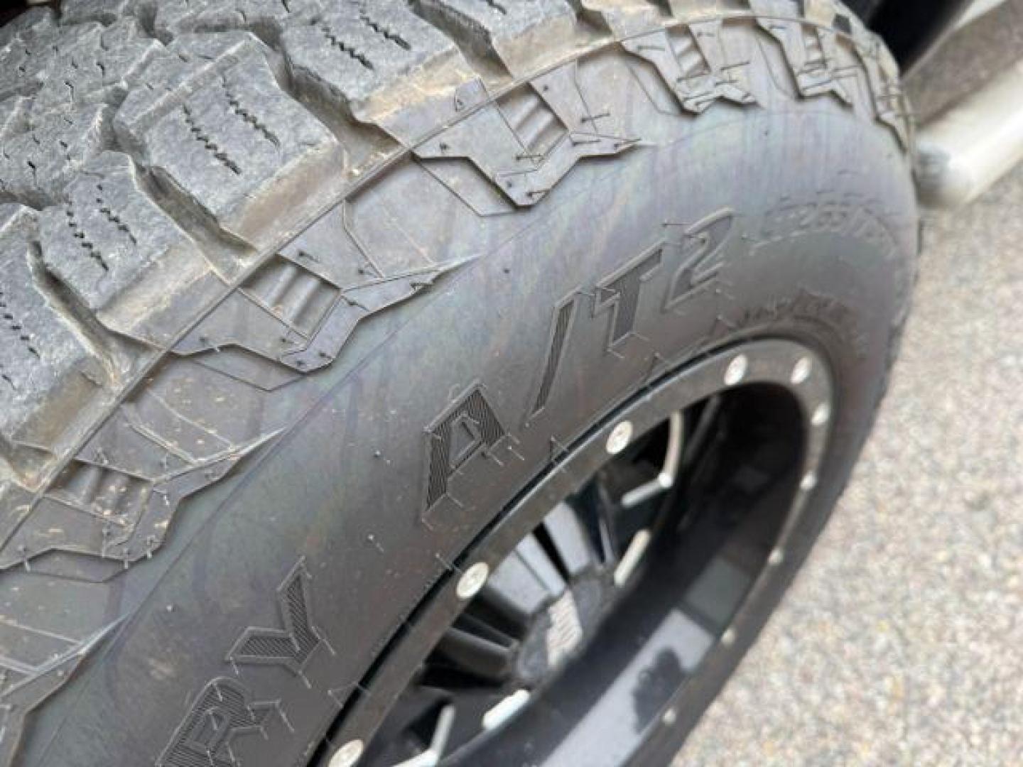 2006 BLACK /Medium Slate Gray Dodge Ram 2500 (1D7KS28C96J) with an Cummins 59L I-6 diesel direct injection engine, Automatic transmission, located at 1175 N Woodruff Ave, Idaho Falls, ID, 83401, 43.506901, -111.999657 - At Timberline Auto, finding a great deal on your next vehicle is always easy! Our experienced sales staff's goal is to help find you the right vehicle at the right price! Our knowledgeable finance department has options for almost any credit score. We offer extended service contract options to prote - Photo#8