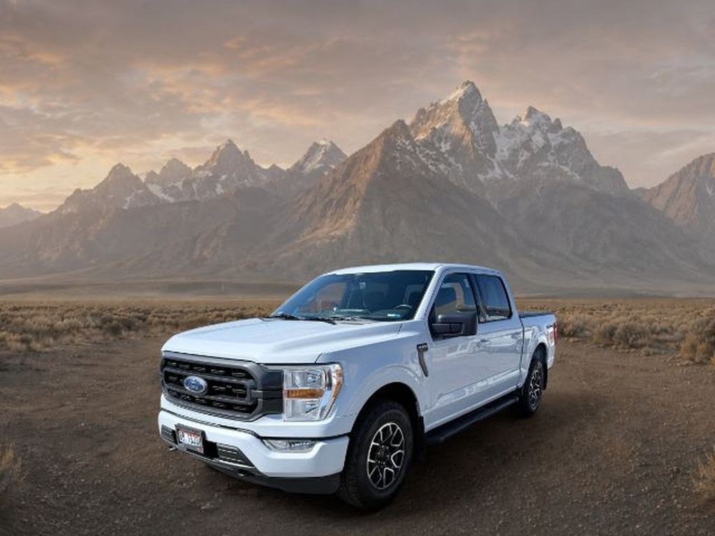 photo of 2022 Ford F-150 XLT