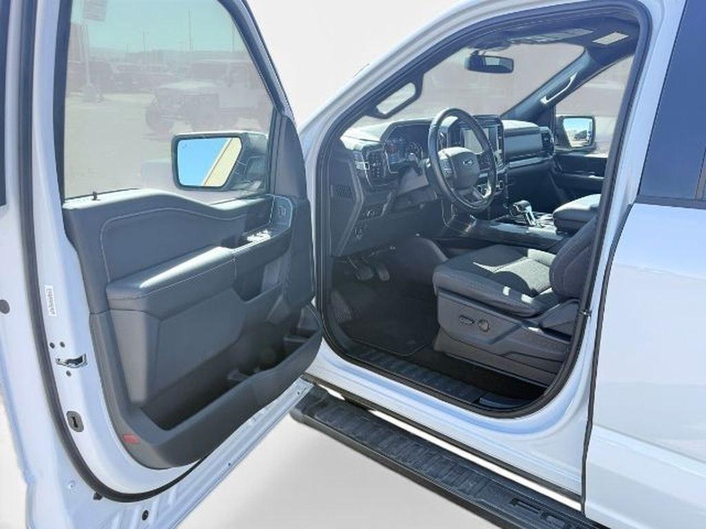 2022 Oxford White /Black w/Medium Dark Slate Ford F-150 XLT (1FTEW1EP2NK) with an V6, 2.7L engine, 10-speed automatic transmission, located at 1175 N Woodruff Ave, Idaho Falls, ID, 83401, 43.506901, -111.999657 - <b>Vehicle Details</b><br>At Timberline Auto, finding a great deal on your next vehicle is always easy! Our experienced sales staff goal is to help find you the right vehicle at the right price! Our knowledgeable finance department has options for almost any credit score. We offer extended servic- Photo#11
