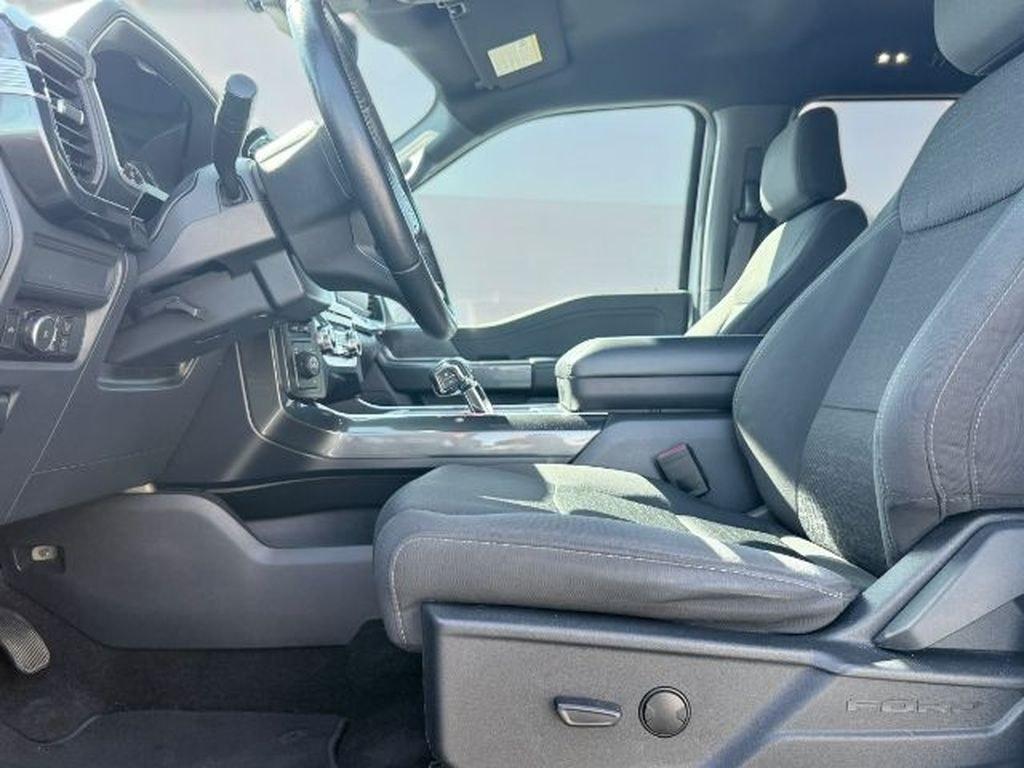 2022 Oxford White /Black w/Medium Dark Slate Ford F-150 XLT (1FTEW1EP2NK) with an V6, 2.7L engine, 10-speed automatic transmission, located at 1175 N Woodruff Ave, Idaho Falls, ID, 83401, 43.506901, -111.999657 - <b>Vehicle Details</b><br>At Timberline Auto, finding a great deal on your next vehicle is always easy! Our experienced sales staff goal is to help find you the right vehicle at the right price! Our knowledgeable finance department has options for almost any credit score. We offer extended servic- Photo#12