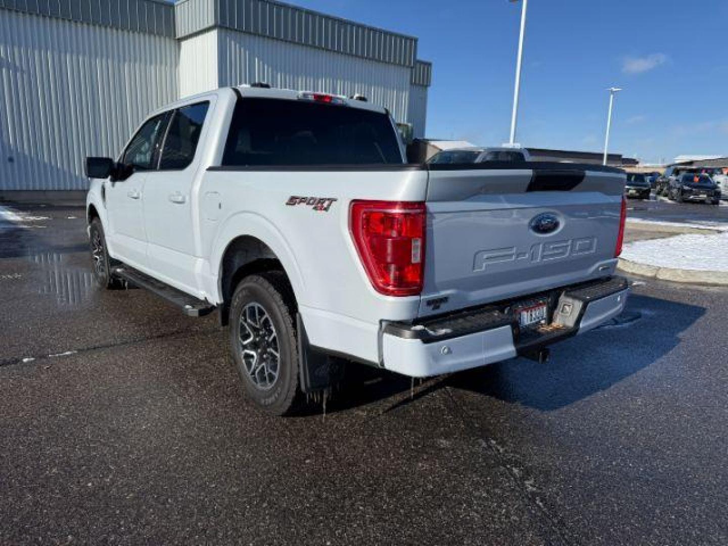 2022 WHITE /Black w/Medium Dark Slate Ford F-150 (1FTEW1EP2NK) with an EcoBoost 27L V-6 portdirect injection engine, Automatic transmission, located at 1175 N Woodruff Ave, Idaho Falls, ID, 83401, 43.506901, -111.999657 - At Timberline Auto, finding a great deal on your next vehicle is always easy! Our experienced sales staff's goal is to help find you the right vehicle at the right price! Our knowledgeable finance department has options for almost any credit score. We offer extended service contract options to prote - Photo#28