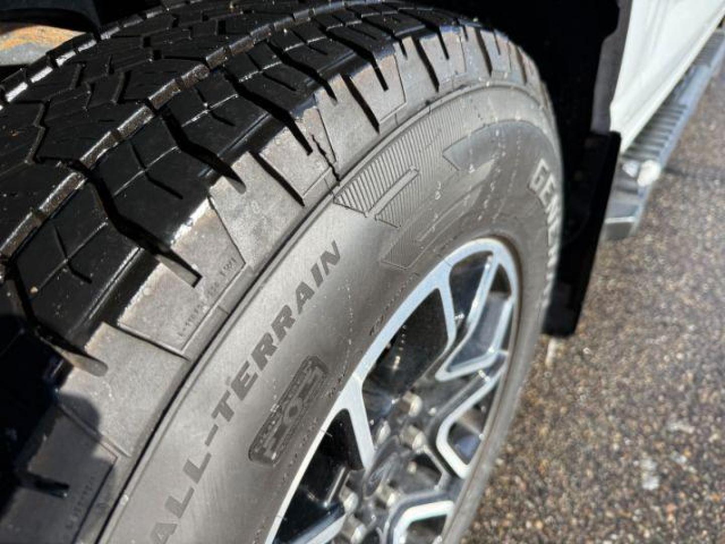 2022 WHITE /Black w/Medium Dark Slate Ford F-150 (1FTEW1EP2NK) with an EcoBoost 27L V-6 portdirect injection engine, Automatic transmission, located at 1175 N Woodruff Ave, Idaho Falls, ID, 83401, 43.506901, -111.999657 - At Timberline Auto, finding a great deal on your next vehicle is always easy! Our experienced sales staff's goal is to help find you the right vehicle at the right price! Our knowledgeable finance department has options for almost any credit score. We offer extended service contract options to prote - Photo#36