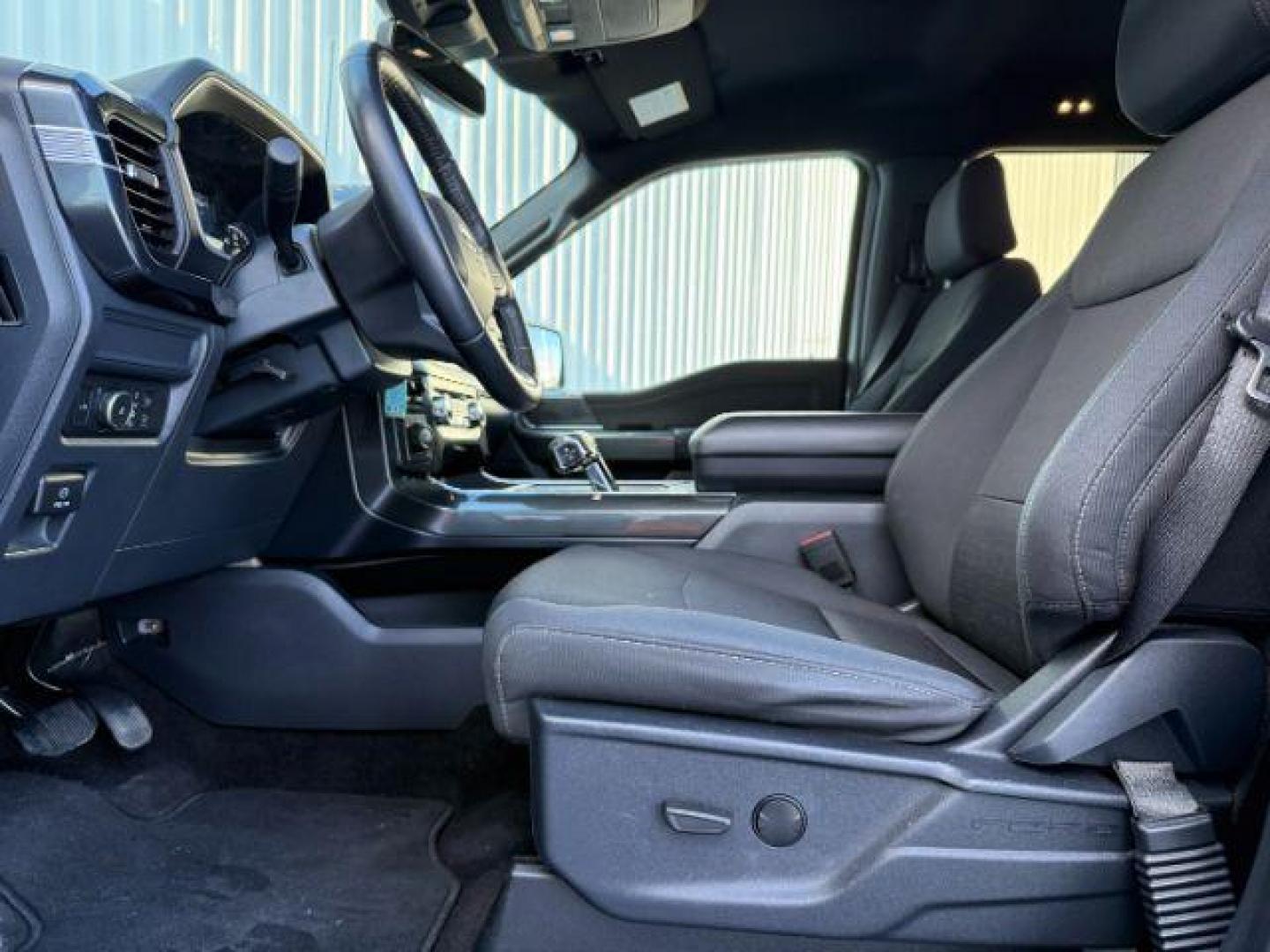 2022 WHITE /Black w/Medium Dark Slate Ford F-150 (1FTEW1EP2NK) with an EcoBoost 27L V-6 portdirect injection engine, Automatic transmission, located at 1175 N Woodruff Ave, Idaho Falls, ID, 83401, 43.506901, -111.999657 - At Timberline Auto, finding a great deal on your next vehicle is always easy! Our experienced sales staff's goal is to help find you the right vehicle at the right price! Our knowledgeable finance department has options for almost any credit score. We offer extended service contract options to prote - Photo#38