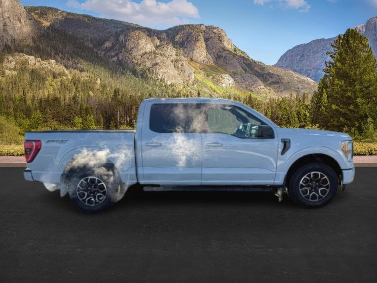 2022 WHITE /Black w/Medium Dark Slate Ford F-150 (1FTEW1EP2NK) with an EcoBoost 27L V-6 portdirect injection engine, Automatic transmission, located at 1175 N Woodruff Ave, Idaho Falls, ID, 83401, 43.506901, -111.999657 - At Timberline Auto, finding a great deal on your next vehicle is always easy! Our experienced sales staff's goal is to help find you the right vehicle at the right price! Our knowledgeable finance department has options for almost any credit score. We offer extended service contract options to prote - Photo#7