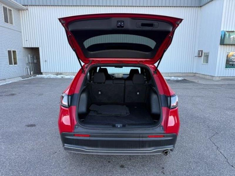 2024 Milano Red /Black Honda HR-V Sport (3CZRZ2H52RM) with an 4 Cyl, 2.0L engine, CVT transmission, located at 1175 N Woodruff Ave, Idaho Falls, ID, 83401, 43.506901, -111.999657 - <b>Vehicle Details</b><br>Turn heads and enjoy everyday versatility in this pre-owned 2024 Honda HR-V Sport, now available in Idaho Falls, ID. With 43,514 miles, this stylish crossover delivers the modern design, smart functionality, and reliable performance drivers want in a compact SUV. Powered by- Photo#5