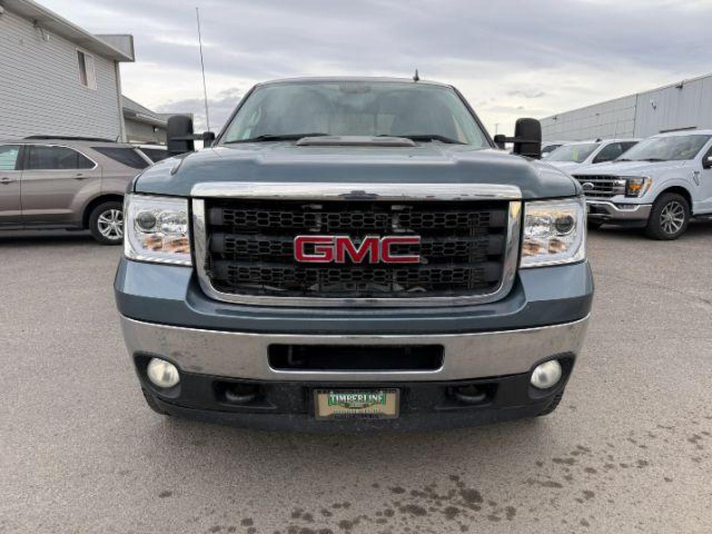 2011 BLUE /Ebony GMC Sierra 2500HD (1GT120C8XBF) with an Duramax 66L V-8 diesel direct injection engine, Automatic transmission, located at 1175 N Woodruff Ave, Idaho Falls, ID, 83401, 43.506901, -111.999657 - At Timberline Auto, finding a great deal on your next vehicle is always easy! Our experienced sales staff's goal is to help find you the right vehicle at the right price! Our knowledgeable finance department has options for almost any credit score. We offer extended service contract options to prote - Photo#26