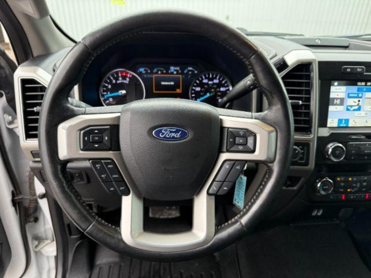 2019 WHITE /Black Ford F-250 (1FT7W2BT8KE) with an Powerstroke 67L V-8 diesel direct injection engine, Automatic transmission, located at 1175 N Woodruff Ave, Idaho Falls, ID, 83401, 43.506901, -111.999657 - At Timberline Auto, finding a great deal on your next vehicle is always easy! Our experienced sales staff's goal is to help find you the right vehicle at the right price! Our knowledgeable finance department has options for almost any credit score. We offer extended service contract options to prote - Photo#38