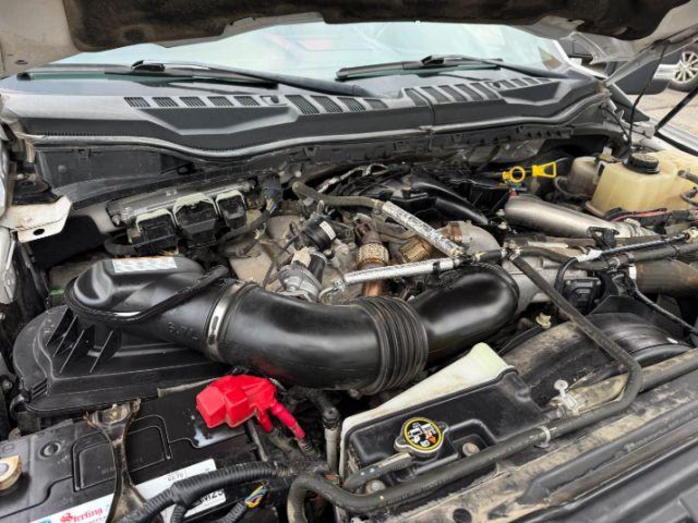 2019 WHITE /Black Ford F-250 (1FT7W2BT8KE) with an Powerstroke 67L V-8 diesel direct injection engine, Automatic transmission, located at 1175 N Woodruff Ave, Idaho Falls, ID, 83401, 43.506901, -111.999657 - At Timberline Auto, finding a great deal on your next vehicle is always easy! Our experienced sales staff's goal is to help find you the right vehicle at the right price! Our knowledgeable finance department has options for almost any credit score. We offer extended service contract options to prote - Photo#47