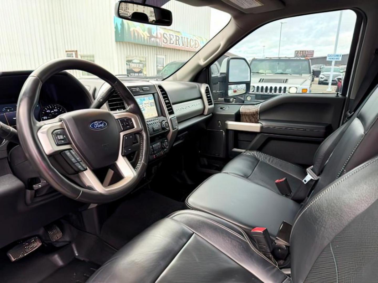 2019 WHITE /Black Ford F-250 (1FT7W2BT8KE) with an Powerstroke 67L V-8 diesel direct injection engine, Automatic transmission, located at 1175 N Woodruff Ave, Idaho Falls, ID, 83401, 43.506901, -111.999657 - At Timberline Auto, finding a great deal on your next vehicle is always easy! Our experienced sales staff's goal is to help find you the right vehicle at the right price! Our knowledgeable finance department has options for almost any credit score. We offer extended service contract options to prote - Photo#13