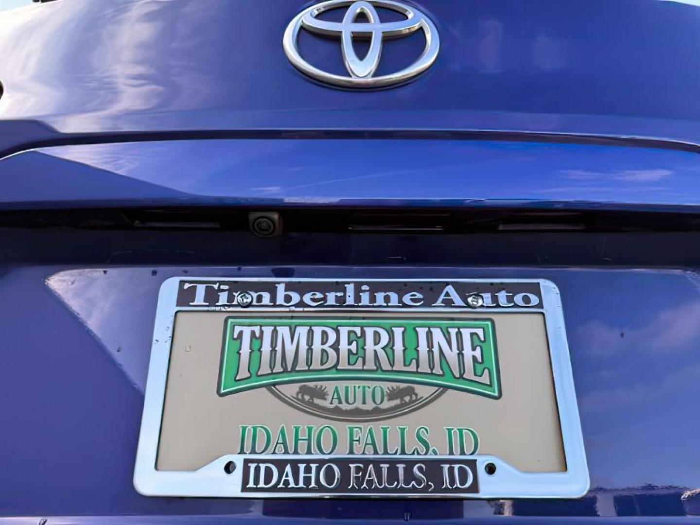 2022 Blue Crush Metallic /Black Toyota Corolla Cross (7MUBAABG0NV) with an Dynamic Force 2L I-4 portdirect injection engine, Automatic transmission, located at 1175 N Woodruff Ave, Idaho Falls, ID, 83401, 43.506901, -111.999657 - At Timberline Auto, finding a great deal on your next vehicle is always easy! Our experienced sales staff's goal is to help find you the right vehicle at the right price! Our knowledgeable finance department has options for almost any credit score. We offer extended service contract options to prote - Photo#4