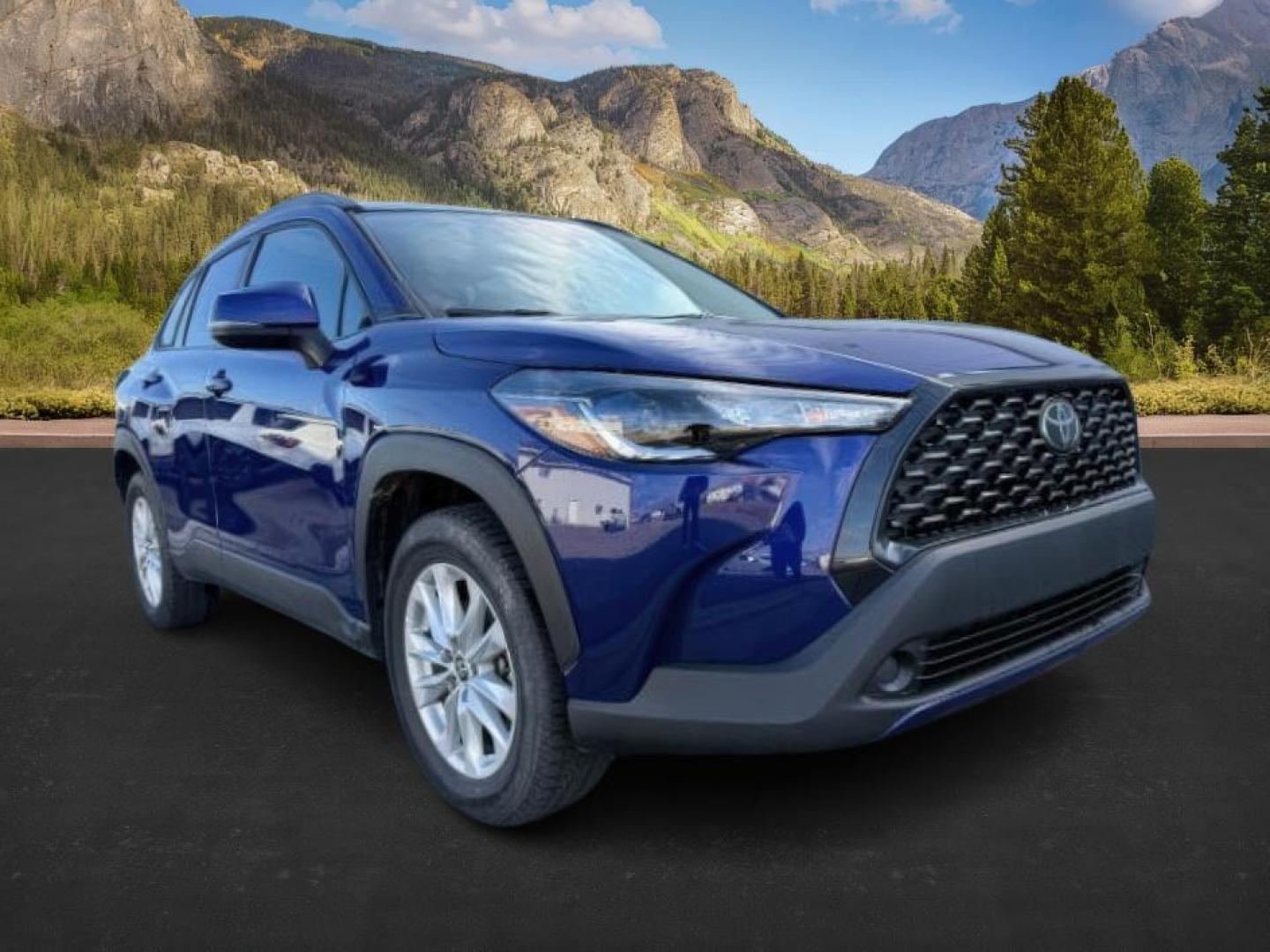 2022 Blue Crush Metallic /Black Toyota Corolla Cross (7MUBAABG0NV) with an Dynamic Force 2L I-4 portdirect injection engine, Automatic transmission, located at 1175 N Woodruff Ave, Idaho Falls, ID, 83401, 43.506901, -111.999657 - At Timberline Auto, finding a great deal on your next vehicle is always easy! Our experienced sales staff's goal is to help find you the right vehicle at the right price! Our knowledgeable finance department has options for almost any credit score. We offer extended service contract options to prote - Photo#9