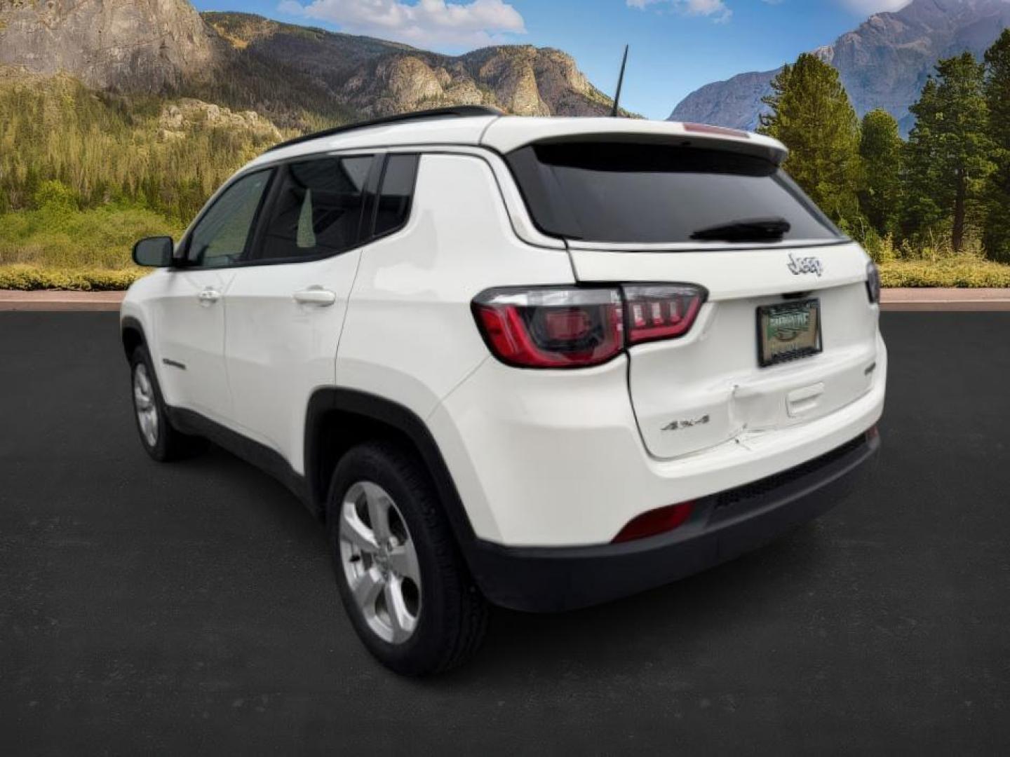 2018 WHITE /CLOTH Jeep Compass (3C4NJDBB6JT) with an 24L engine, Automatic transmission, located at 1175 N Woodruff Ave, Idaho Falls, ID, 83401, 43.506901, -111.999657 - At Timberline Auto, finding a great deal on your next vehicle is always easy! Our experienced sales staff's goal is to help find you the right vehicle at the right price! Our knowledgeable finance department has options for almost any credit score. We offer extended service contract options to prote - Photo#2
