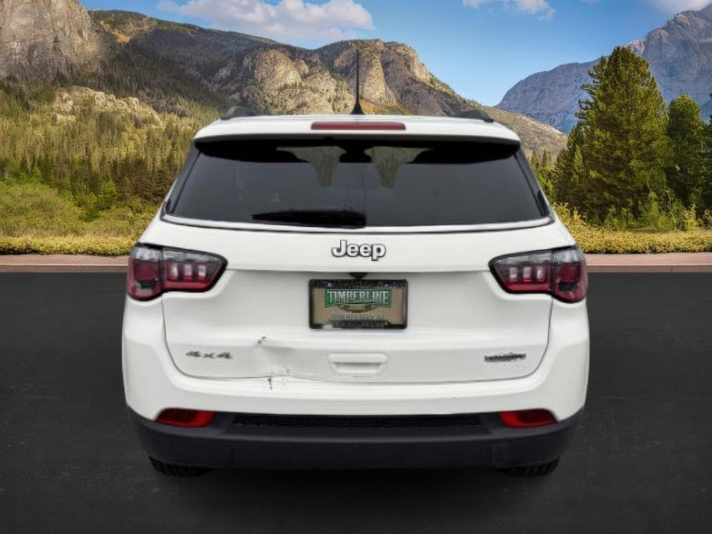 2018 WHITE /CLOTH Jeep Compass (3C4NJDBB6JT) with an 24L engine, Automatic transmission, located at 1175 N Woodruff Ave, Idaho Falls, ID, 83401, 43.506901, -111.999657 - At Timberline Auto, finding a great deal on your next vehicle is always easy! Our experienced sales staff's goal is to help find you the right vehicle at the right price! Our knowledgeable finance department has options for almost any credit score. We offer extended service contract options to prote - Photo#3