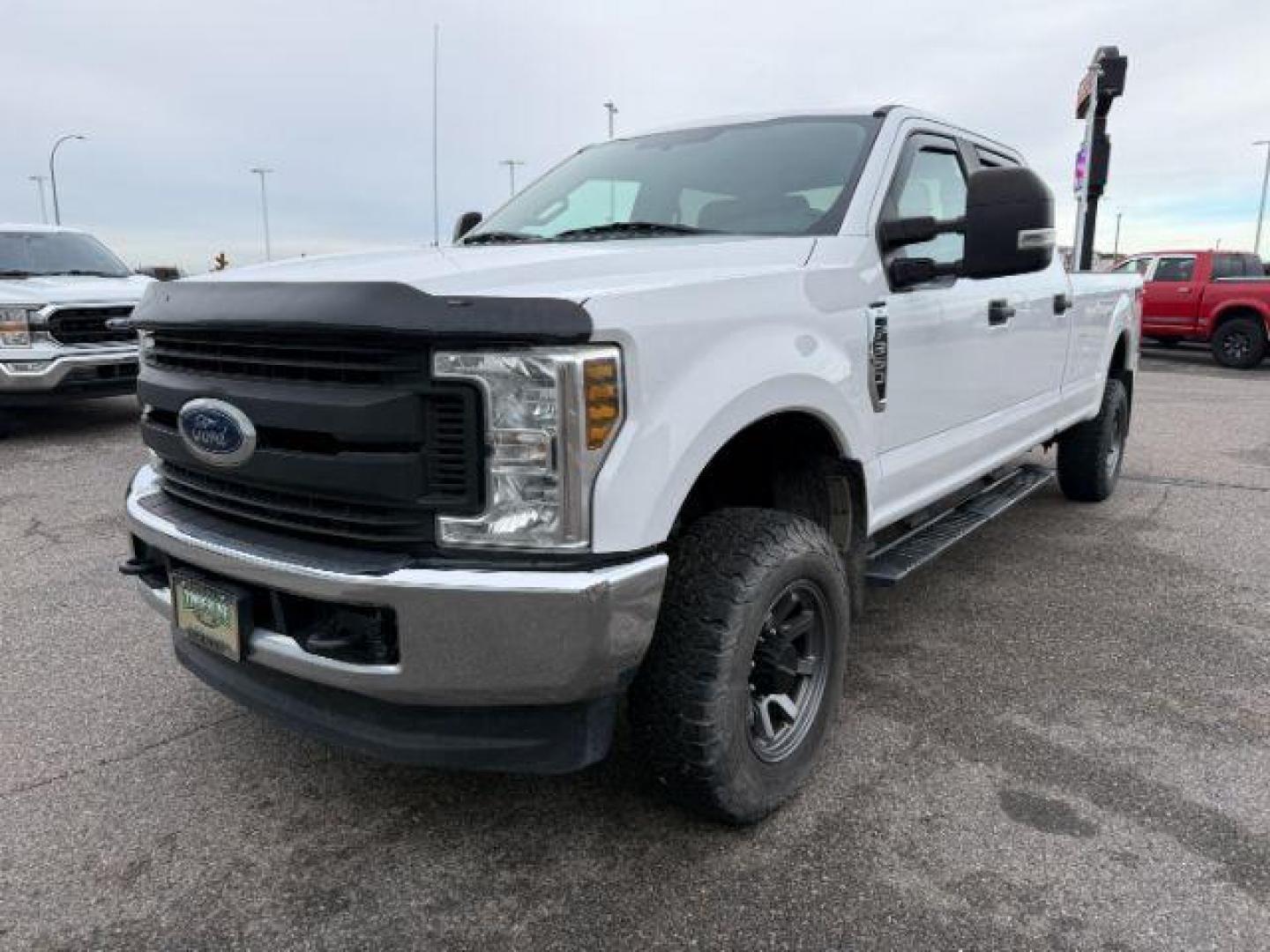 2018 WHITE /CLOTH Ford Super Duty F-350 SRW (1FT8W3B65JE) with an 62 V8 engine, Automatic transmission, located at 1175 N Woodruff Ave, Idaho Falls, ID, 83401, 43.506901, -111.999657 - At Timberline Auto, finding a great deal on your next vehicle is always easy! Our experienced sales staff's goal is to help find you the right vehicle at the right price! Our knowledgeable finance department has options for almost any credit score. We offer extended service contract options to prote - Photo#1