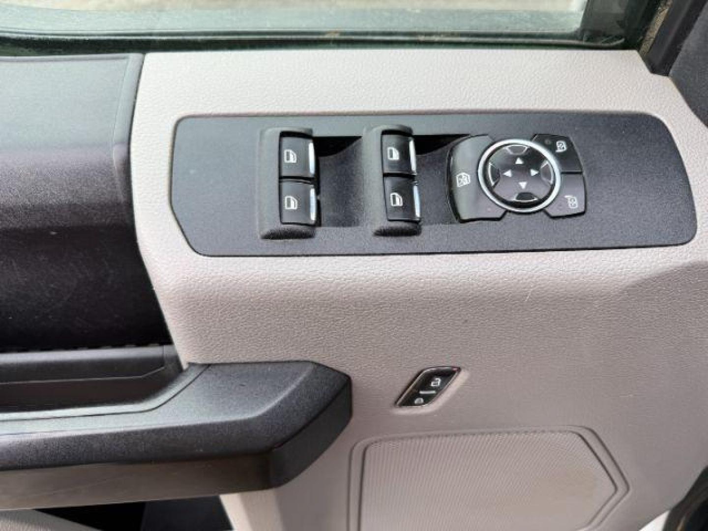 2018 WHITE /CLOTH Ford Super Duty F-350 SRW (1FT8W3B65JE) with an 62 V8 engine, Automatic transmission, located at 1175 N Woodruff Ave, Idaho Falls, ID, 83401, 43.506901, -111.999657 - At Timberline Auto, finding a great deal on your next vehicle is always easy! Our experienced sales staff's goal is to help find you the right vehicle at the right price! Our knowledgeable finance department has options for almost any credit score. We offer extended service contract options to prote - Photo#22