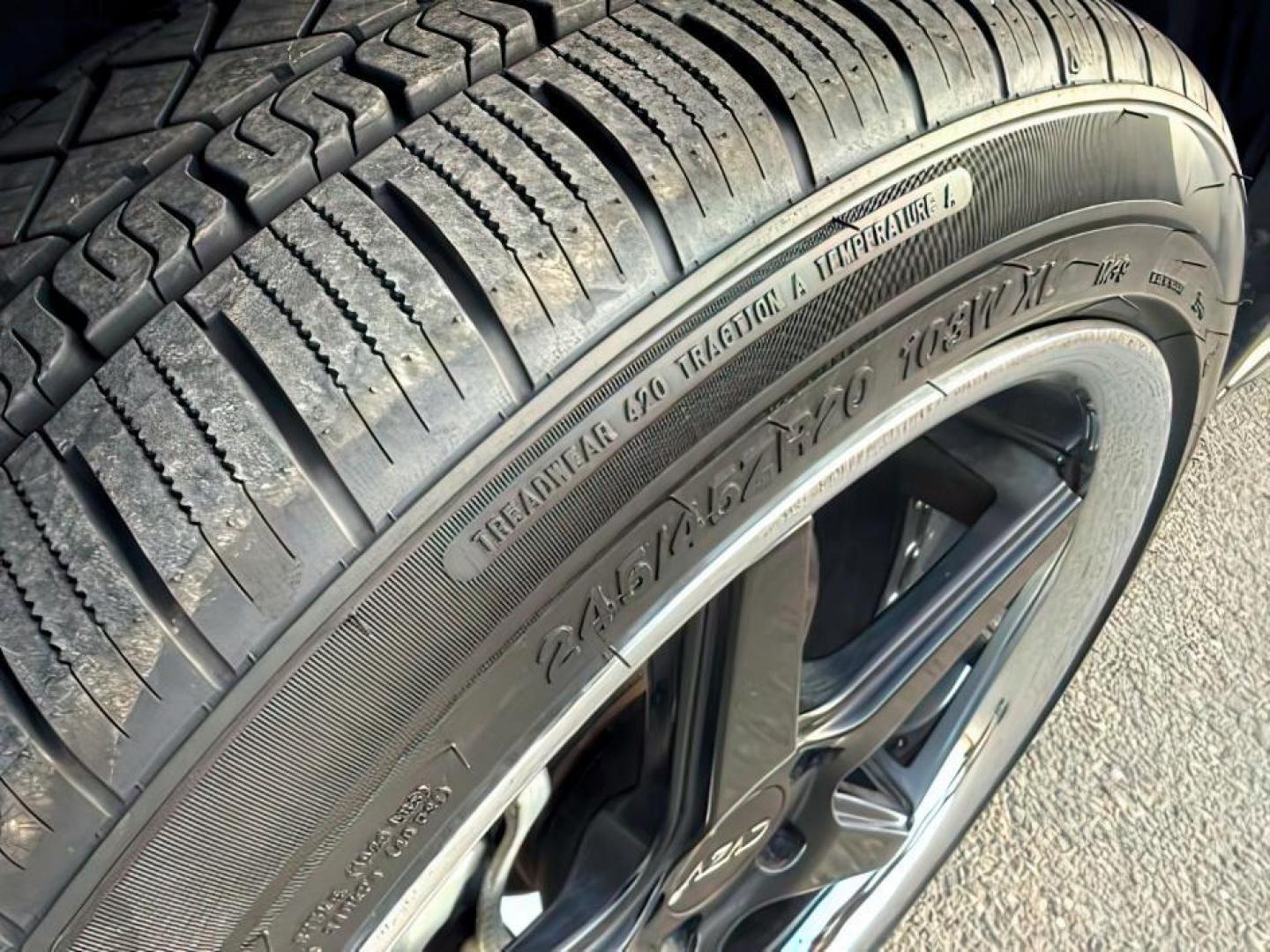 2019 BLUE /Charcoal Nissan Rogue (KNMAT2MTXKP) with an 25L I-4 DOHC engine, Automatic transmission, located at 1175 N Woodruff Ave, Idaho Falls, ID, 83401, 43.506901, -111.999657 - At Timberline Auto, finding a great deal on your next vehicle is always easy! Our experienced sales staff's goal is to help find you the right vehicle at the right price! Our knowledgeable finance department has options for almost any credit score. We offer extended service contract options to prote - Photo#9