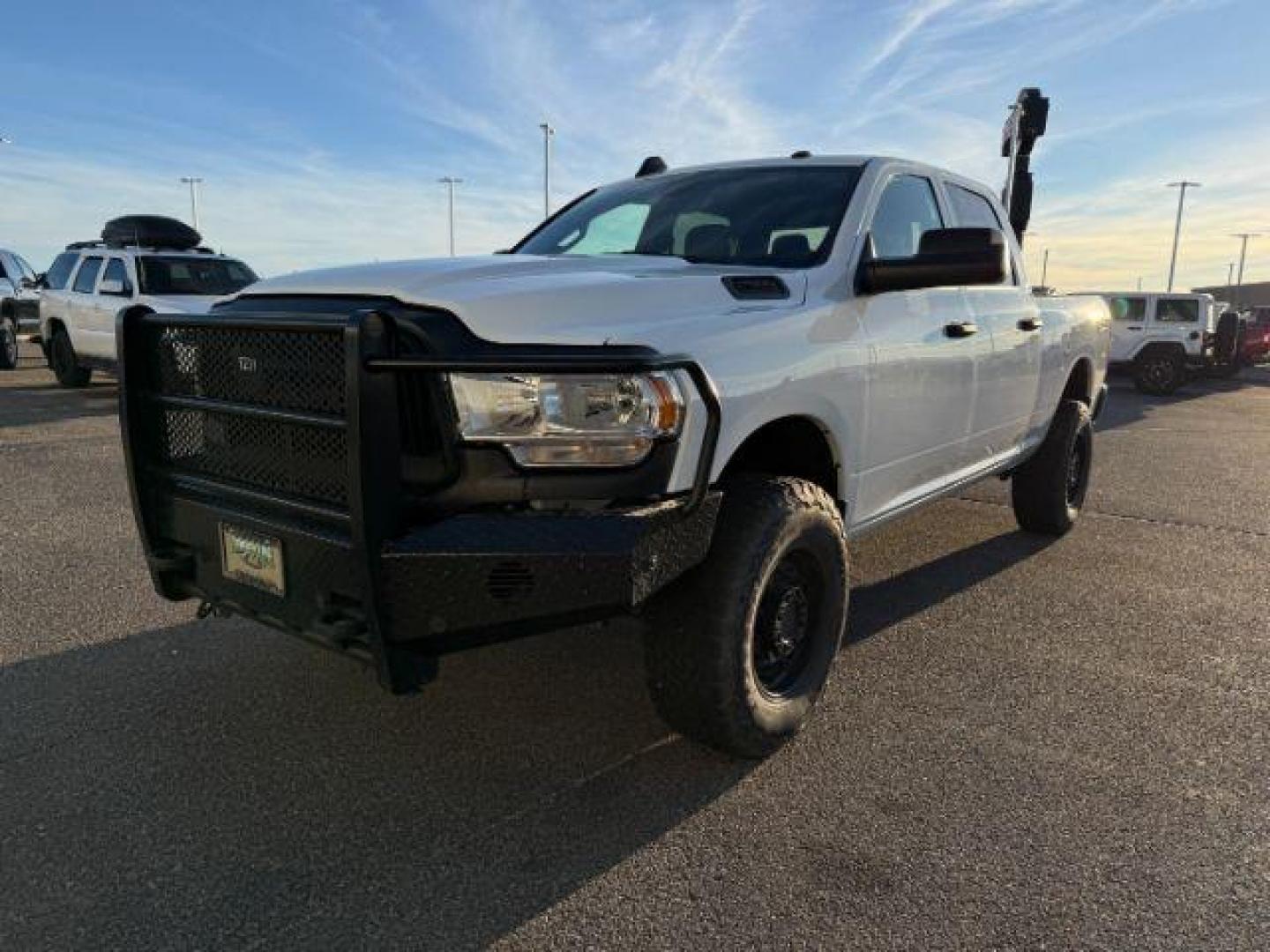 2022 WHITE /Black Ram 2500 (3C6UR5CL6NG) with an Cummins 67L I-6 diesel direct injection engine, Automatic transmission, located at 1175 N Woodruff Ave, Idaho Falls, ID, 83401, 43.506901, -111.999657 - At Timberline Auto, finding a great deal on your next vehicle is always easy! Our experienced sales staff's goal is to help find you the right vehicle at the right price! Our knowledgeable finance department has options for almost any credit score. We offer extended service contract options to prote - Photo#25