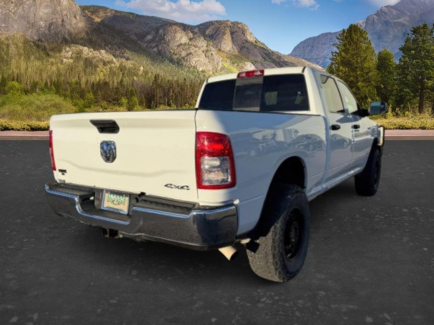 2022 WHITE /Black Ram 2500 (3C6UR5CL6NG) with an Cummins 67L I-6 diesel direct injection engine, Automatic transmission, located at 1175 N Woodruff Ave, Idaho Falls, ID, 83401, 43.506901, -111.999657 - At Timberline Auto, finding a great deal on your next vehicle is always easy! Our experienced sales staff's goal is to help find you the right vehicle at the right price! Our knowledgeable finance department has options for almost any credit score. We offer extended service contract options to prote - Photo#6