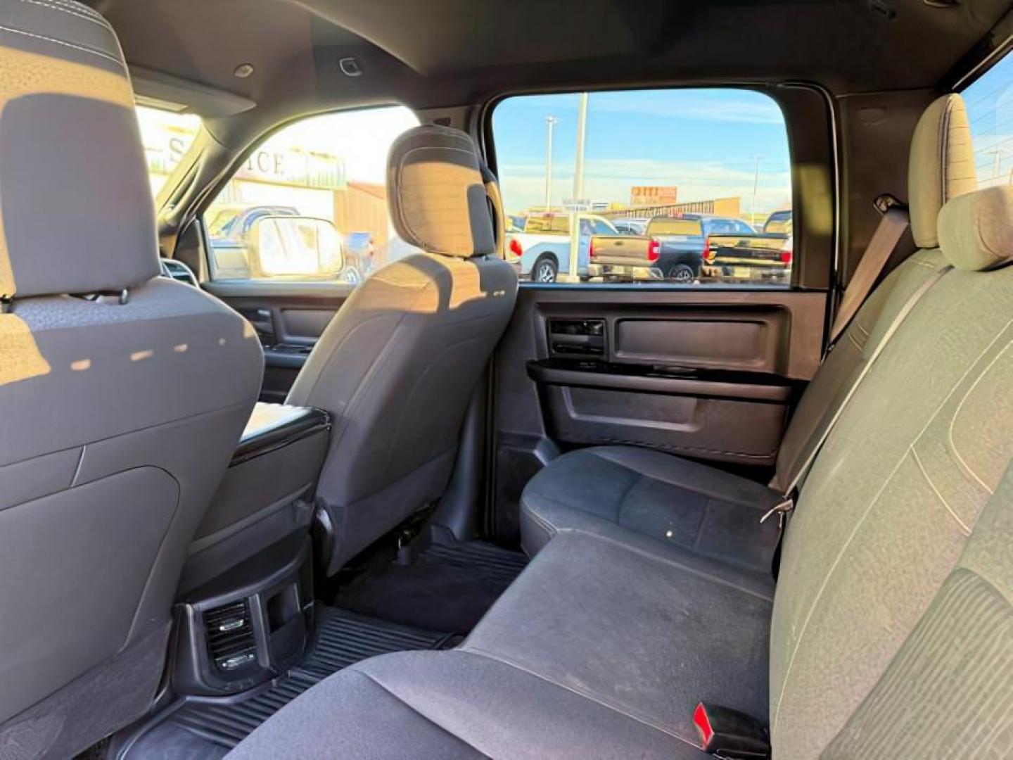 2022 WHITE /Black Ram 2500 (3C6UR5CL6NG) with an Cummins 67L I-6 diesel direct injection engine, Automatic transmission, located at 1175 N Woodruff Ave, Idaho Falls, ID, 83401, 43.506901, -111.999657 - At Timberline Auto, finding a great deal on your next vehicle is always easy! Our experienced sales staff's goal is to help find you the right vehicle at the right price! Our knowledgeable finance department has options for almost any credit score. We offer extended service contract options to prote - Photo#23