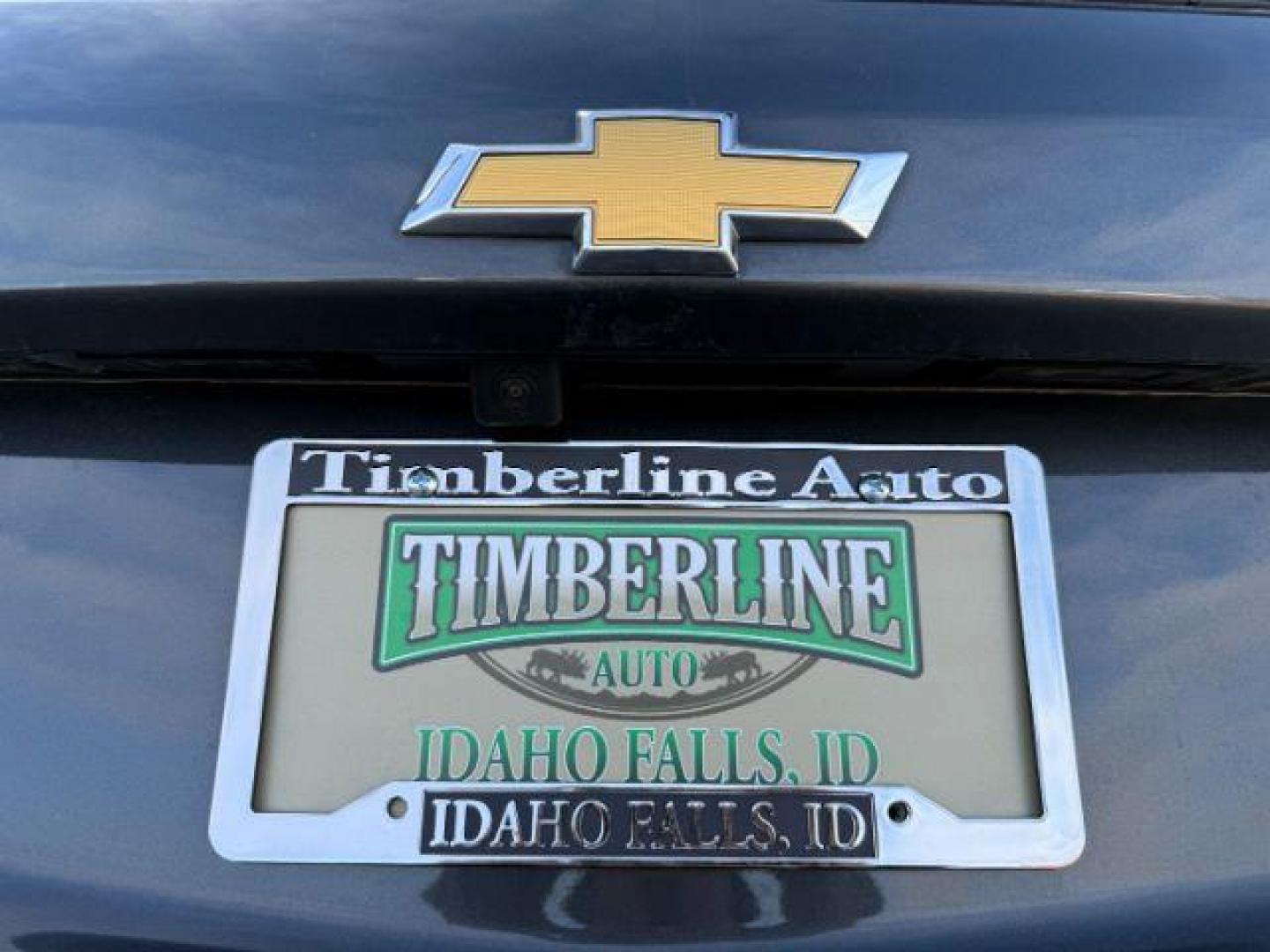 2020 GRAY /Jet Black Chevrolet Equinox (2GNAXTEV5L6) with an 15L I-4 gasoline direct injection engine, Automatic transmission, located at 1175 N Woodruff Ave, Idaho Falls, ID, 83401, 43.506901, -111.999657 - At Timberline Auto, finding a great deal on your next vehicle is always easy! Our experienced sales staff's goal is to help find you the right vehicle at the right price! Our knowledgeable finance department has options for almost any credit score. We offer extended service contract options to prote - Photo#29