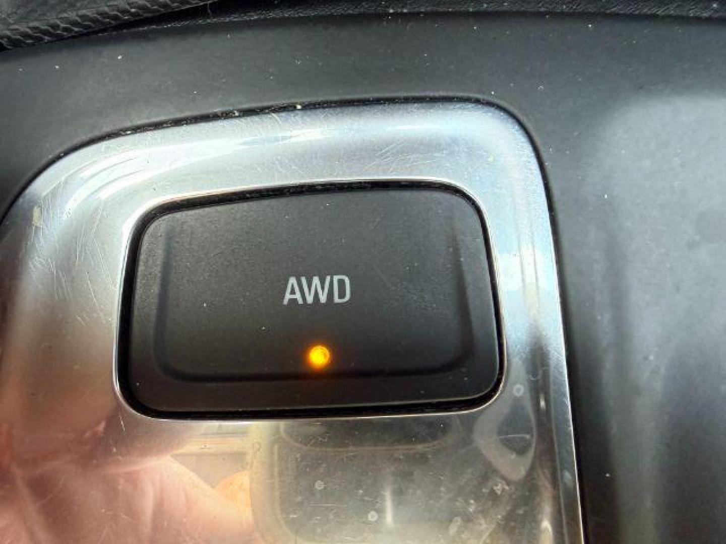 2020 GRAY /Jet Black Chevrolet Equinox (2GNAXTEV5L6) with an 15L I-4 gasoline direct injection engine, Automatic transmission, located at 1175 N Woodruff Ave, Idaho Falls, ID, 83401, 43.506901, -111.999657 - At Timberline Auto, finding a great deal on your next vehicle is always easy! Our experienced sales staff's goal is to help find you the right vehicle at the right price! Our knowledgeable finance department has options for almost any credit score. We offer extended service contract options to prote - Photo#44