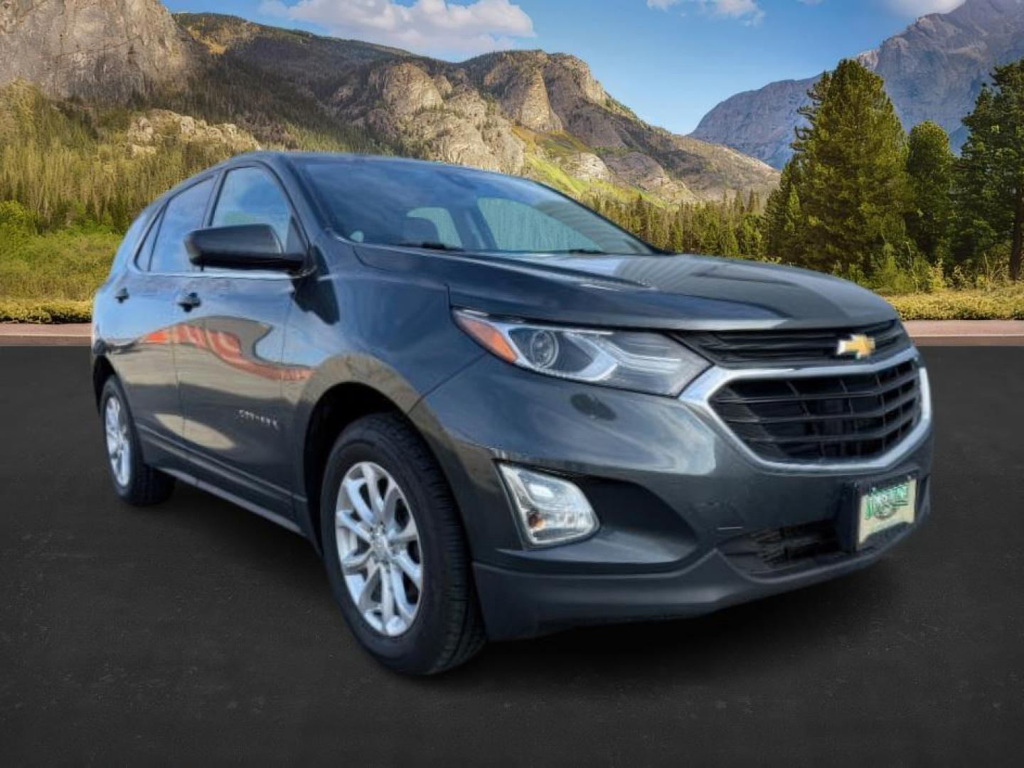 2020 GRAY /Jet Black Chevrolet Equinox (2GNAXTEV5L6) with an 15L I-4 gasoline direct injection engine, Automatic transmission, located at 1175 N Woodruff Ave, Idaho Falls, ID, 83401, 43.506901, -111.999657 - At Timberline Auto, finding a great deal on your next vehicle is always easy! Our experienced sales staff's goal is to help find you the right vehicle at the right price! Our knowledgeable finance department has options for almost any credit score. We offer extended service contract options to prote - Photo#9