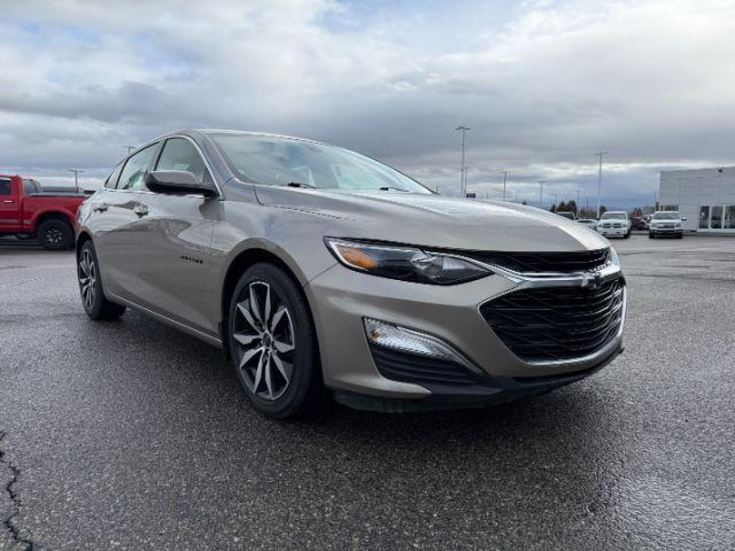 2022 GOLD /Jet Black Chevrolet Malibu (1G1ZG5ST6NF) with an EcoTec3 15L I-4 gasoline direct injection engine, Automatic transmission, located at 1175 N Woodruff Ave, Idaho Falls, ID, 83401, 43.506901, -111.999657 - At Timberline Auto, finding a great deal on your next vehicle is always easy! Our experienced sales staff's goal is to help find you the right vehicle at the right price! Our knowledgeable finance department has options for almost any credit score. We offer extended service contract options to prote - Photo#8