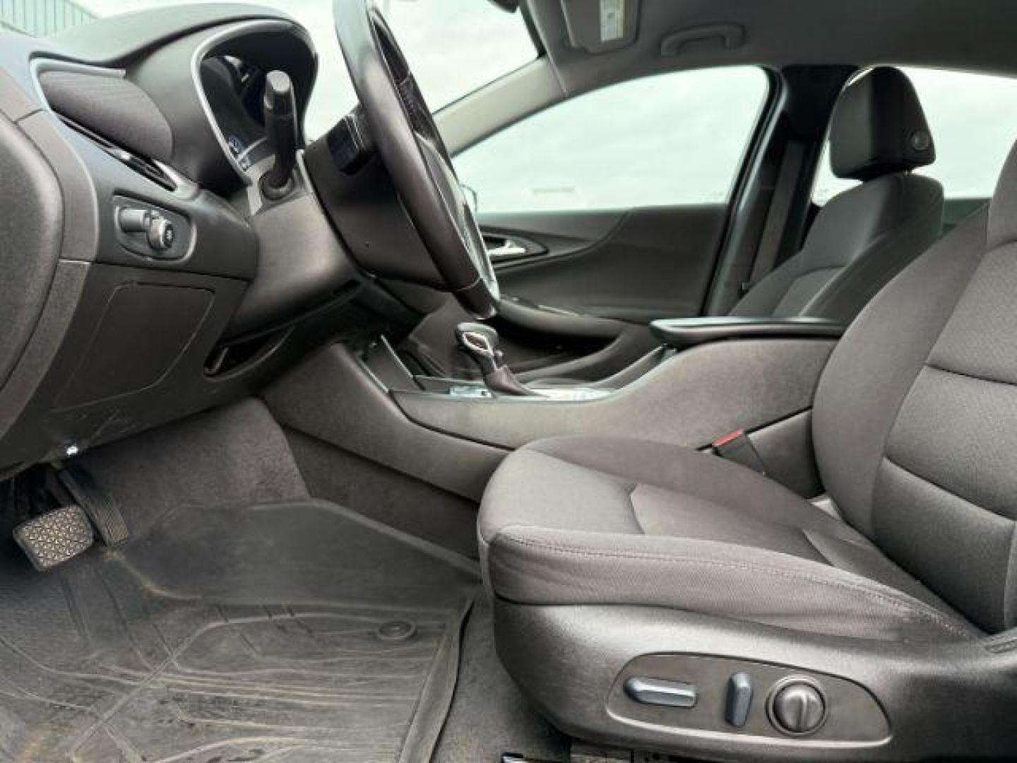 2022 GOLD /Jet Black Chevrolet Malibu (1G1ZG5ST6NF) with an EcoTec3 15L I-4 gasoline direct injection engine, Automatic transmission, located at 1175 N Woodruff Ave, Idaho Falls, ID, 83401, 43.506901, -111.999657 - At Timberline Auto, finding a great deal on your next vehicle is always easy! Our experienced sales staff's goal is to help find you the right vehicle at the right price! Our knowledgeable finance department has options for almost any credit score. We offer extended service contract options to prote - Photo#12