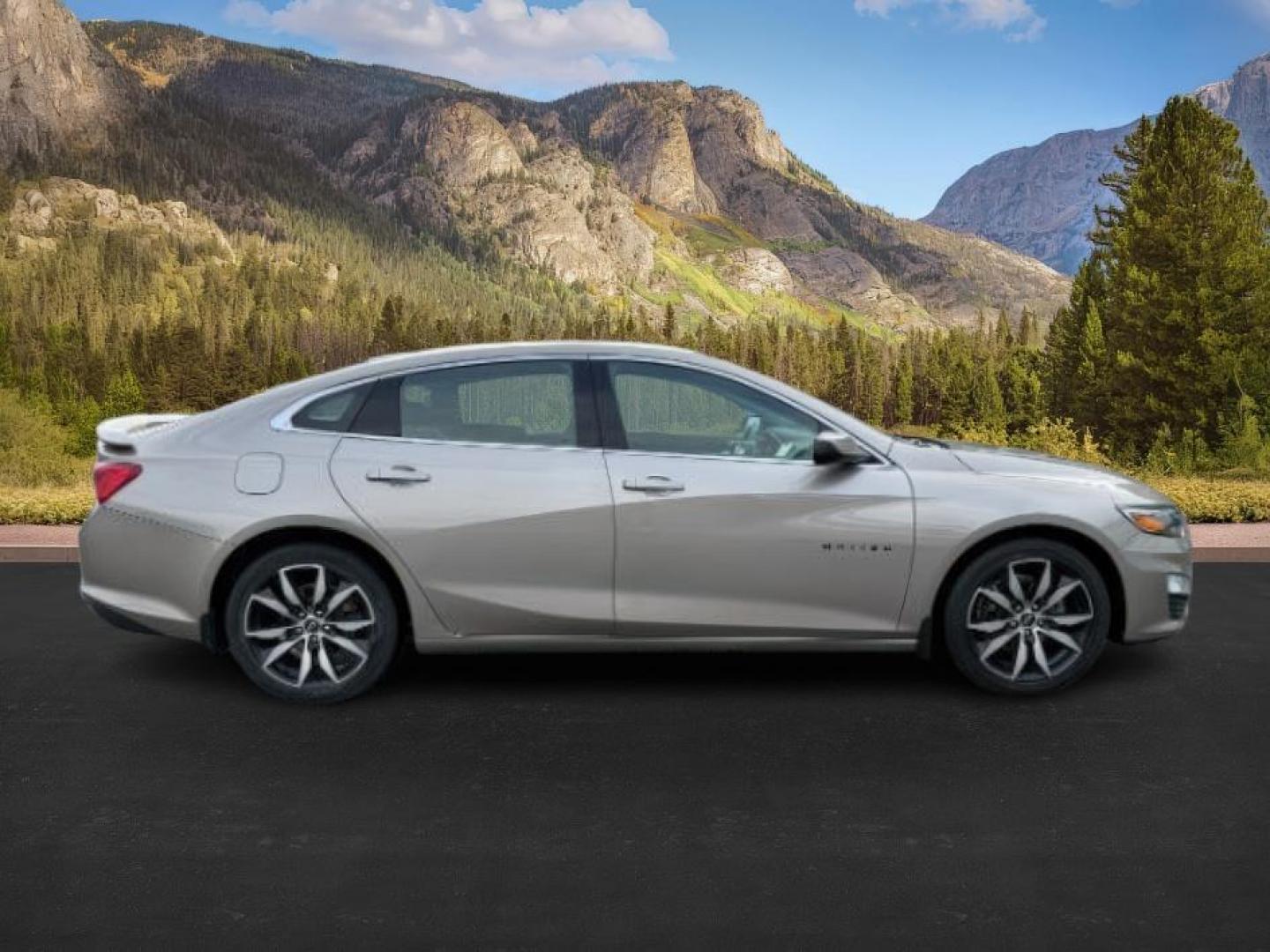 2022 GOLD /Jet Black Chevrolet Malibu (1G1ZG5ST6NF) with an EcoTec3 15L I-4 gasoline direct injection engine, Automatic transmission, located at 1175 N Woodruff Ave, Idaho Falls, ID, 83401, 43.506901, -111.999657 - At Timberline Auto, finding a great deal on your next vehicle is always easy! Our experienced sales staff's goal is to help find you the right vehicle at the right price! Our knowledgeable finance department has options for almost any credit score. We offer extended service contract options to prote - Photo#6