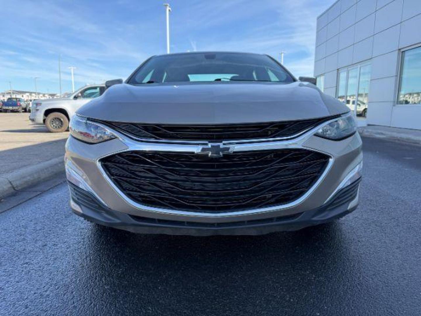 2022 GOLD /Jet Black Chevrolet Malibu (1G1ZG5ST6NF) with an EcoTec3 15L I-4 gasoline direct injection engine, Automatic transmission, located at 1175 N Woodruff Ave, Idaho Falls, ID, 83401, 43.506901, -111.999657 - At Timberline Auto, finding a great deal on your next vehicle is always easy! Our experienced sales staff's goal is to help find you the right vehicle at the right price! Our knowledgeable finance department has options for almost any credit score. We offer extended service contract options to prote - Photo#28