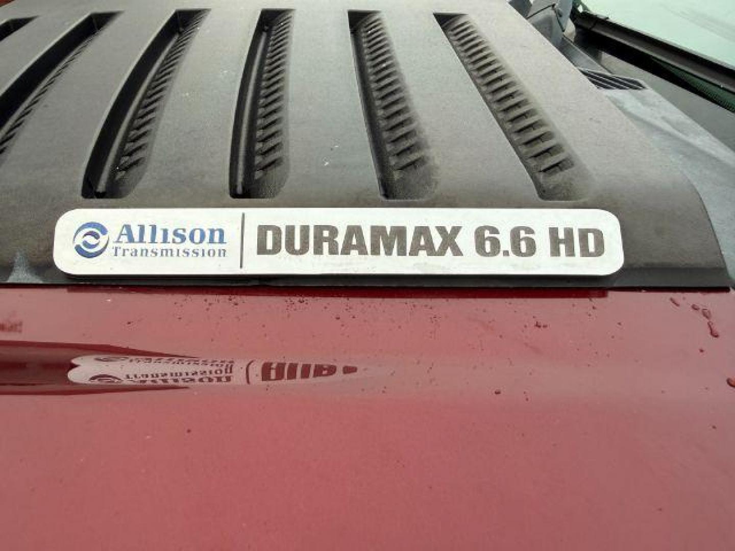 2014 MAROON /Ebony GMC Sierra 2500HD (1GT120C85EF) with an Duramax 66L V-8 diesel direct injection engine, Automatic transmission, located at 1175 N Woodruff Ave, Idaho Falls, ID, 83401, 43.506901, -111.999657 - At Timberline Auto, finding a great deal on your next vehicle is always easy! Our experienced sales staff's goal is to help find you the right vehicle at the right price! Our knowledgeable finance department has options for almost any credit score. We offer extended service contract options to prote - Photo#41