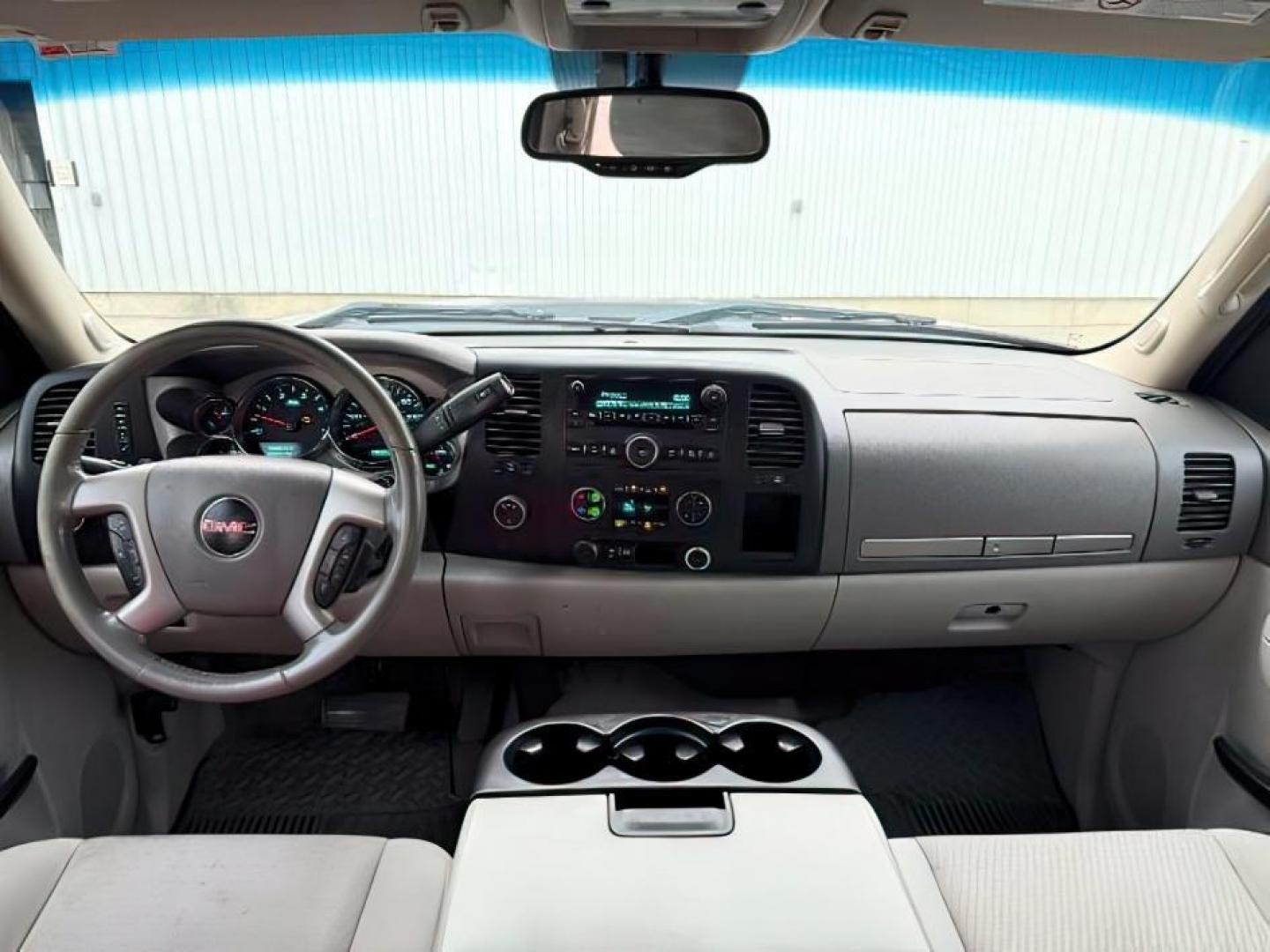 2014 MAROON /Ebony GMC Sierra 2500HD (1GT120C85EF) with an Duramax 66L V-8 diesel direct injection engine, Automatic transmission, located at 1175 N Woodruff Ave, Idaho Falls, ID, 83401, 43.506901, -111.999657 - At Timberline Auto, finding a great deal on your next vehicle is always easy! Our experienced sales staff's goal is to help find you the right vehicle at the right price! Our knowledgeable finance department has options for almost any credit score. We offer extended service contract options to prote - Photo#18