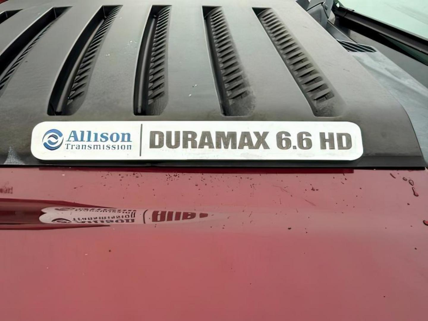 2014 MAROON /Ebony GMC Sierra 2500HD (1GT120C85EF) with an Duramax 66L V-8 diesel direct injection engine, Automatic transmission, located at 1175 N Woodruff Ave, Idaho Falls, ID, 83401, 43.506901, -111.999657 - At Timberline Auto, finding a great deal on your next vehicle is always easy! Our experienced sales staff's goal is to help find you the right vehicle at the right price! Our knowledgeable finance department has options for almost any credit score. We offer extended service contract options to prote - Photo#20