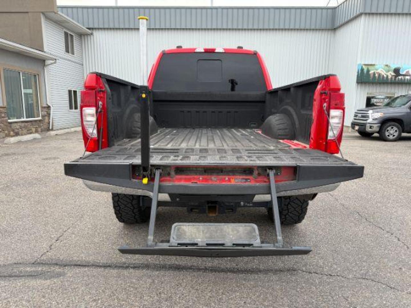 2021 RED /Medium Earth Gray Ford F-250 (1FT7W2B65ME) with an 62L V-8 variable valve control engine, Automatic transmission, located at 1175 N Woodruff Ave, Idaho Falls, ID, 83401, 43.506901, -111.999657 - At Timberline Auto, finding a great deal on your next vehicle is always easy! Our experienced sales staff's goal is to help find you the right vehicle at the right price! Our knowledgeable finance department has options for almost any credit score. We offer extended service contract options to prote - Photo#30