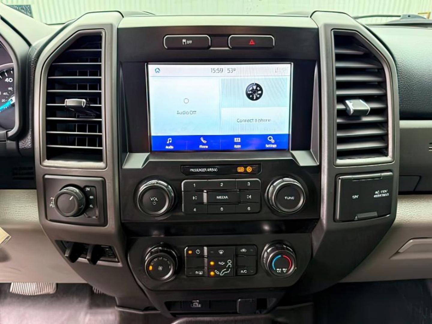 2021 RED /Medium Earth Gray Ford F-250 (1FT7W2B65ME) with an 62L V-8 variable valve control engine, Automatic transmission, located at 1175 N Woodruff Ave, Idaho Falls, ID, 83401, 43.506901, -111.999657 - At Timberline Auto, finding a great deal on your next vehicle is always easy! Our experienced sales staff's goal is to help find you the right vehicle at the right price! Our knowledgeable finance department has options for almost any credit score. We offer extended service contract options to prote - Photo#16