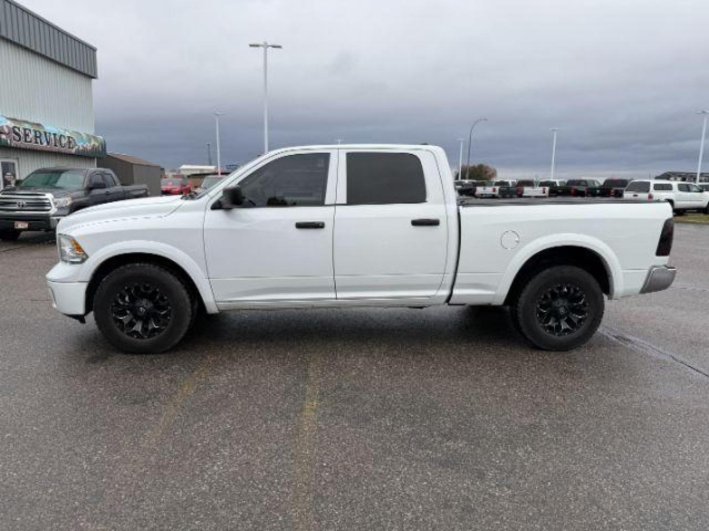 2016 WHITE /Diesel Grey/Black Ram 1500 (1C6RR7TT0GS) with an HEMI 57L V-8 variable valve control engine, Automatic transmission, located at 1175 N Woodruff Ave, Idaho Falls, ID, 83401, 43.506901, -111.999657 - At Timberline Auto, finding a great deal on your next vehicle is always easy! Our experienced sales staff's goal is to help find you the right vehicle at the right price! Our knowledgeable finance department has options for almost any credit score. We offer extended service contract options to prote - Photo#22