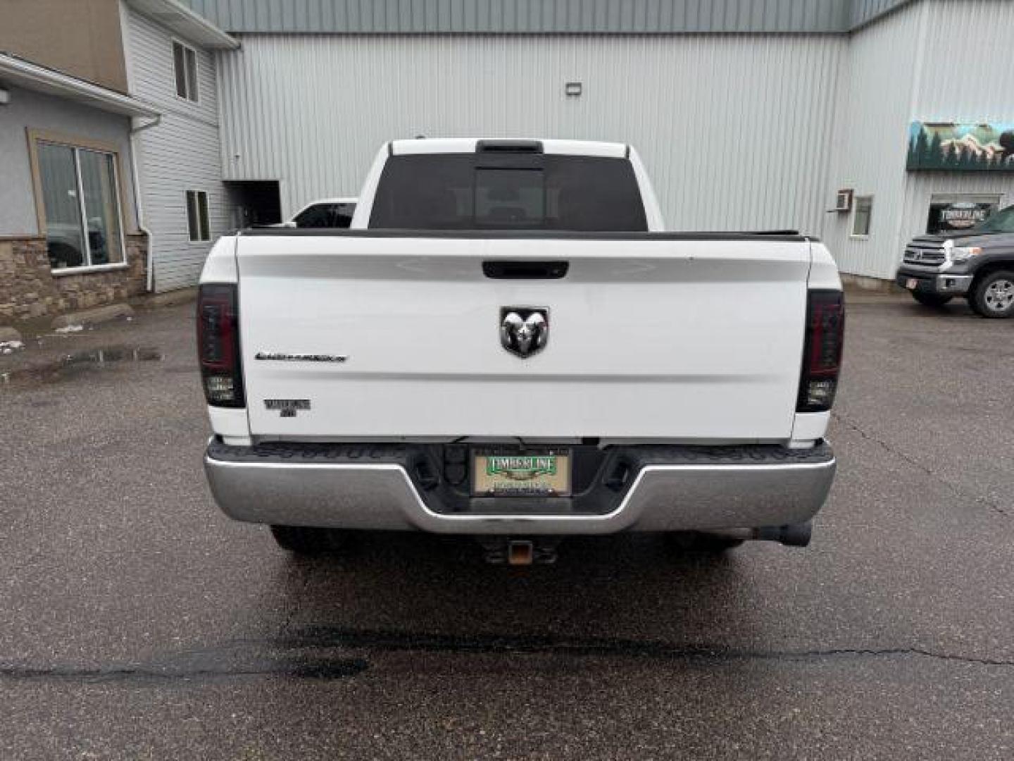 2016 WHITE /Diesel Grey/Black Ram 1500 (1C6RR7TT0GS) with an HEMI 57L V-8 variable valve control engine, Automatic transmission, located at 1175 N Woodruff Ave, Idaho Falls, ID, 83401, 43.506901, -111.999657 - At Timberline Auto, finding a great deal on your next vehicle is always easy! Our experienced sales staff's goal is to help find you the right vehicle at the right price! Our knowledgeable finance department has options for almost any credit score. We offer extended service contract options to prote - Photo#24