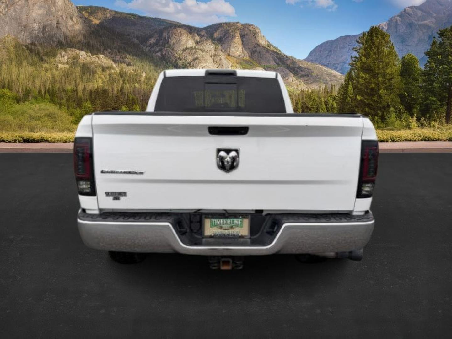 2016 WHITE /Diesel Grey/Black Ram 1500 (1C6RR7TT0GS) with an HEMI 57L V-8 variable valve control engine, Automatic transmission, located at 1175 N Woodruff Ave, Idaho Falls, ID, 83401, 43.506901, -111.999657 - At Timberline Auto, finding a great deal on your next vehicle is always easy! Our experienced sales staff's goal is to help find you the right vehicle at the right price! Our knowledgeable finance department has options for almost any credit score. We offer extended service contract options to prote - Photo#3