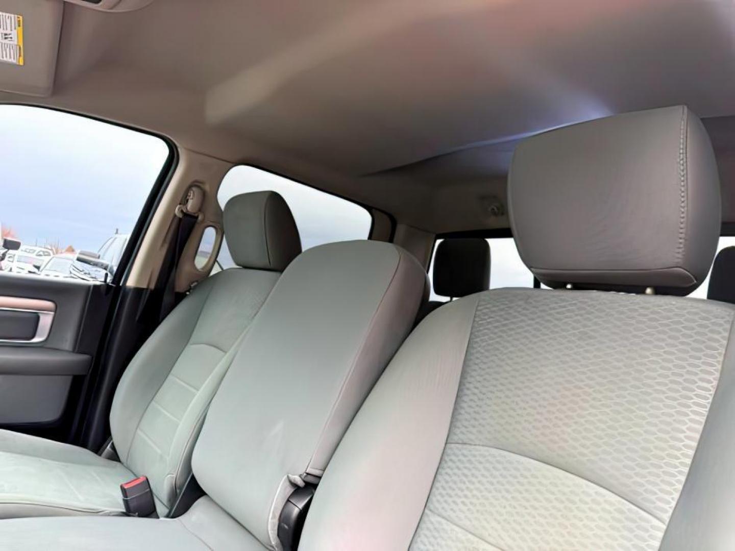 2016 WHITE /Diesel Grey/Black Ram 1500 (1C6RR7TT0GS) with an HEMI 57L V-8 variable valve control engine, Automatic transmission, located at 1175 N Woodruff Ave, Idaho Falls, ID, 83401, 43.506901, -111.999657 - At Timberline Auto, finding a great deal on your next vehicle is always easy! Our experienced sales staff's goal is to help find you the right vehicle at the right price! Our knowledgeable finance department has options for almost any credit score. We offer extended service contract options to prote - Photo#16