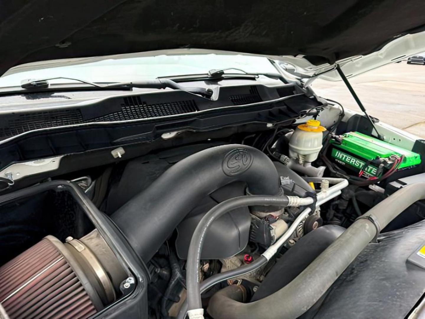 2016 WHITE /Diesel Grey/Black Ram 1500 (1C6RR7TT0GS) with an HEMI 57L V-8 variable valve control engine, Automatic transmission, located at 1175 N Woodruff Ave, Idaho Falls, ID, 83401, 43.506901, -111.999657 - At Timberline Auto, finding a great deal on your next vehicle is always easy! Our experienced sales staff's goal is to help find you the right vehicle at the right price! Our knowledgeable finance department has options for almost any credit score. We offer extended service contract options to prote - Photo#20