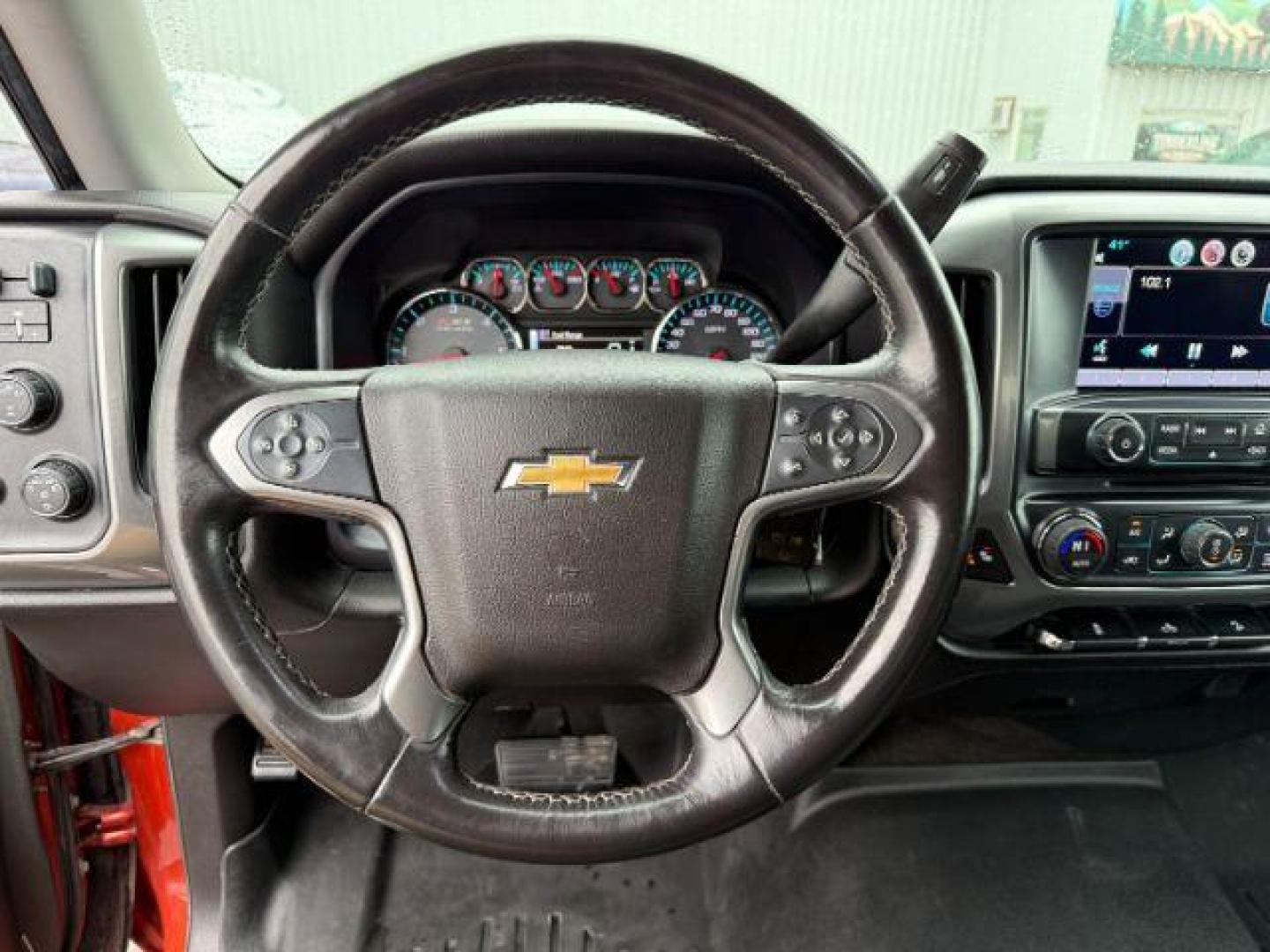 2015 ORANGE /CLOTH Chevrolet Silverado 1500 (3GCUKREC5FG) with an 53L V8 VORTEC engine, Automatic transmission, located at 1175 N Woodruff Ave, Idaho Falls, ID, 83401, 43.506901, -111.999657 - At Timberline Auto, finding a great deal on your next vehicle is always easy! Our experienced sales staff's goal is to help find you the right vehicle at the right price! Our knowledgeable finance department has options for almost any credit score. We offer extended service contract options to prote - Photo#14