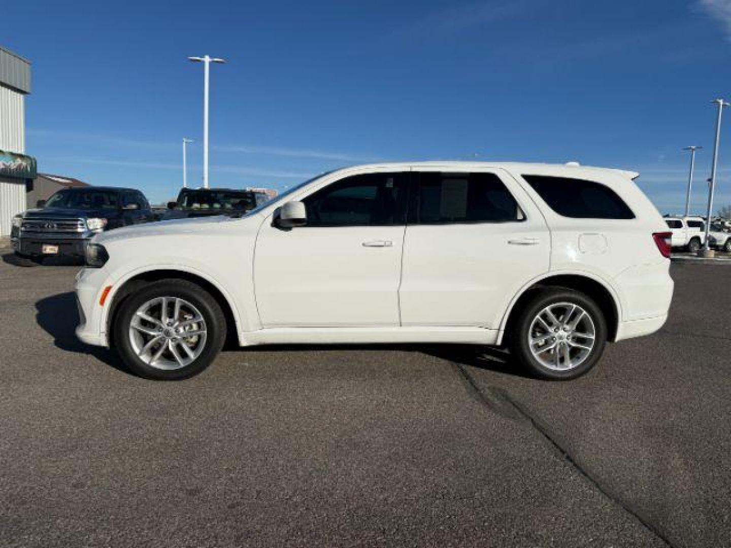 2022 WHITE /Black Dodge Durango (1C4RDJDG5NC) with an Pentastar 36L V-6 DOHC engine, Automatic transmission, located at 1175 N Woodruff Ave, Idaho Falls, ID, 83401, 43.506901, -111.999657 - At Timberline Auto, finding a great deal on your next vehicle is always easy! Our experienced sales staff's goal is to help find you the right vehicle at the right price! Our knowledgeable finance department has options for almost any credit score. We offer extended service contract options to prote - Photo#26